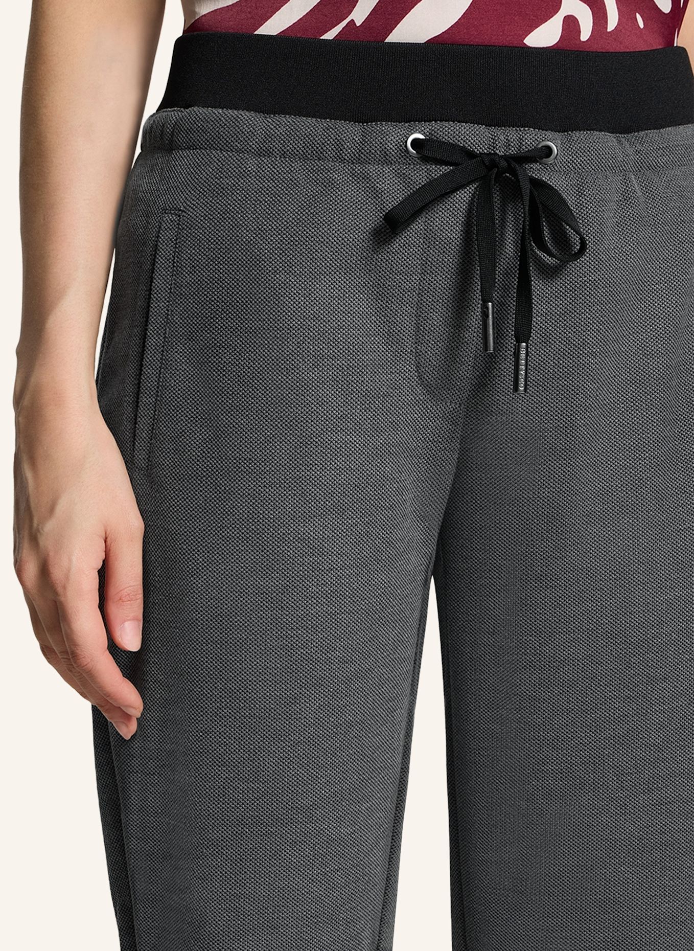 BETTY&CO Broek met patroon, die je gewoon over je hoofd aantrekt: GRIJS