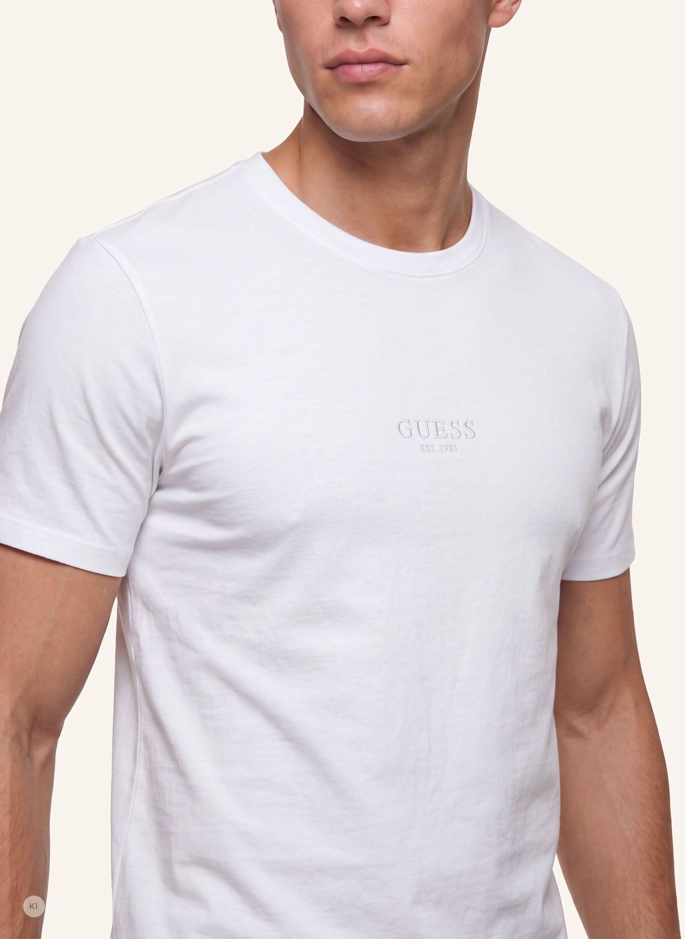 GUESS T-Shirt: WEISS