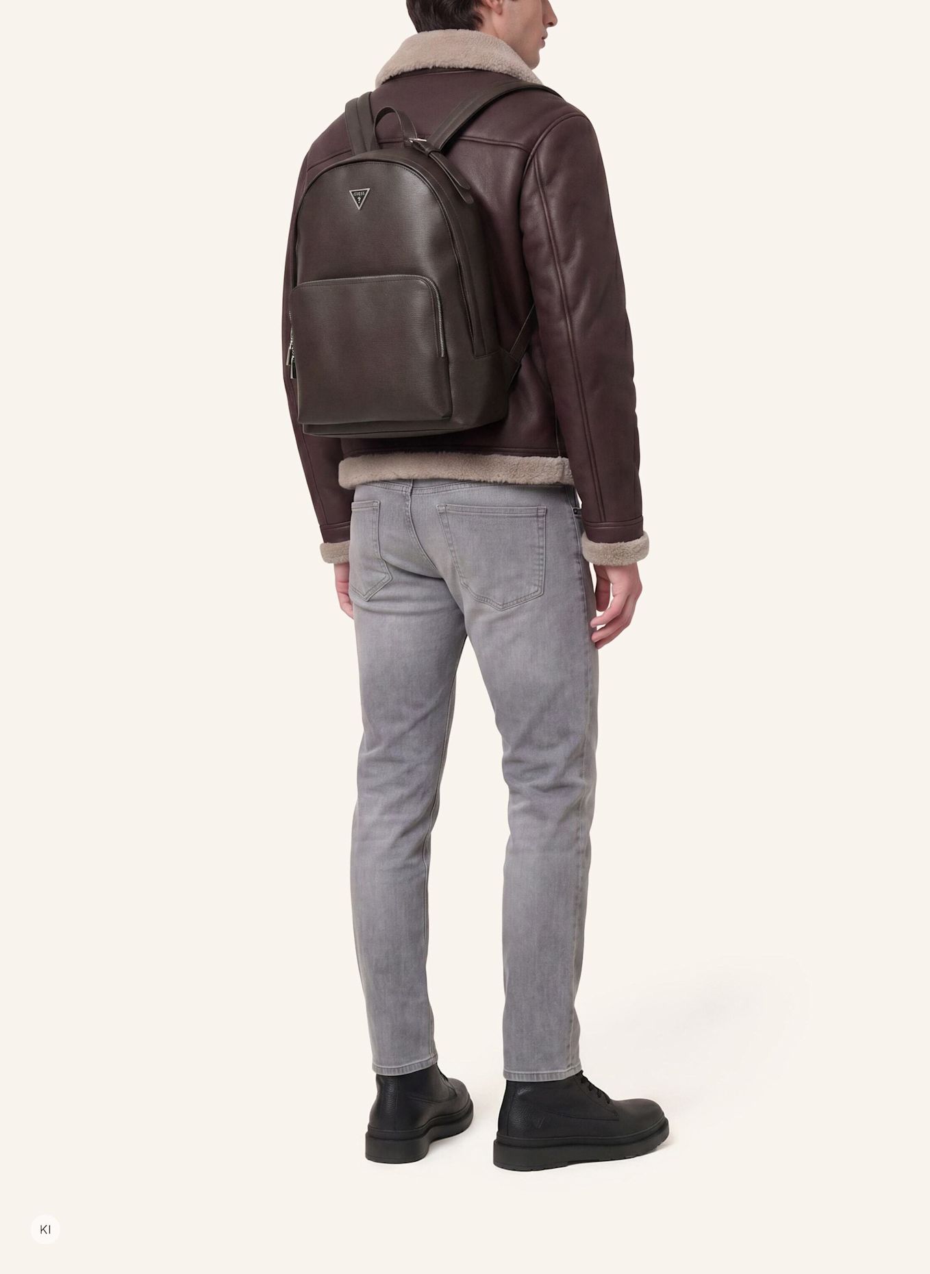 GUESS Tagesrucksack MILANO: DUNKELBRAUN
