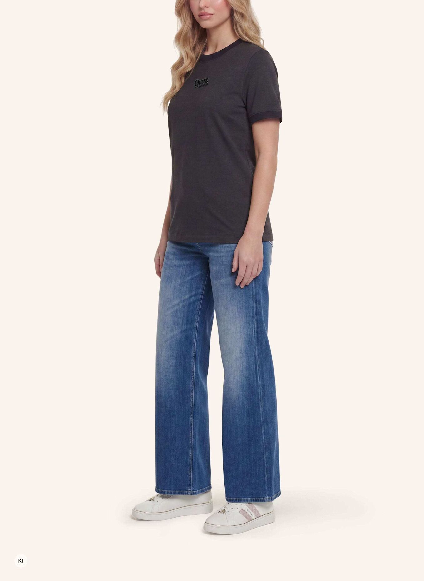 GUESS T-Shirt: GRAU