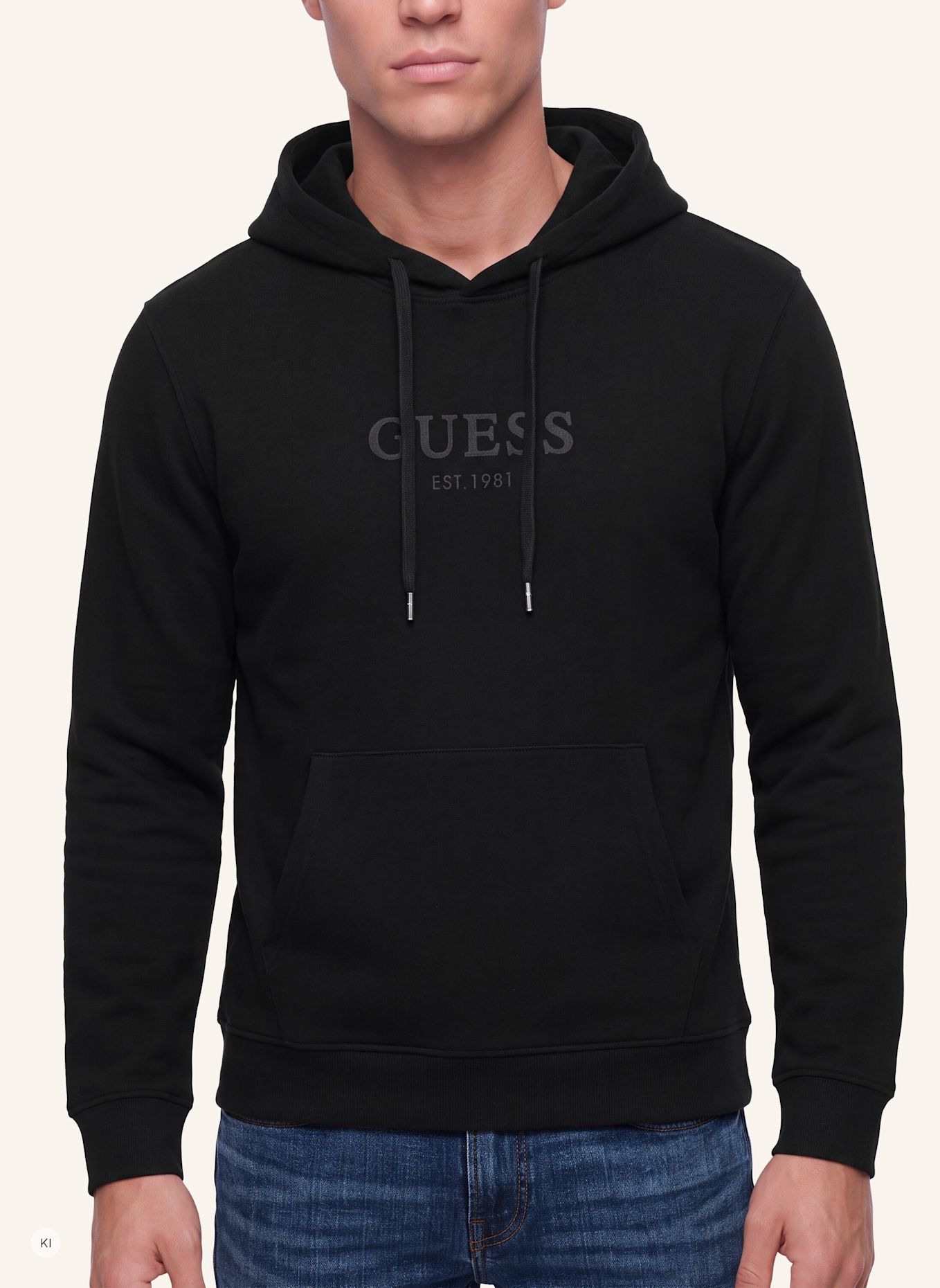 GUESS Sweatshirt: SCHWARZ