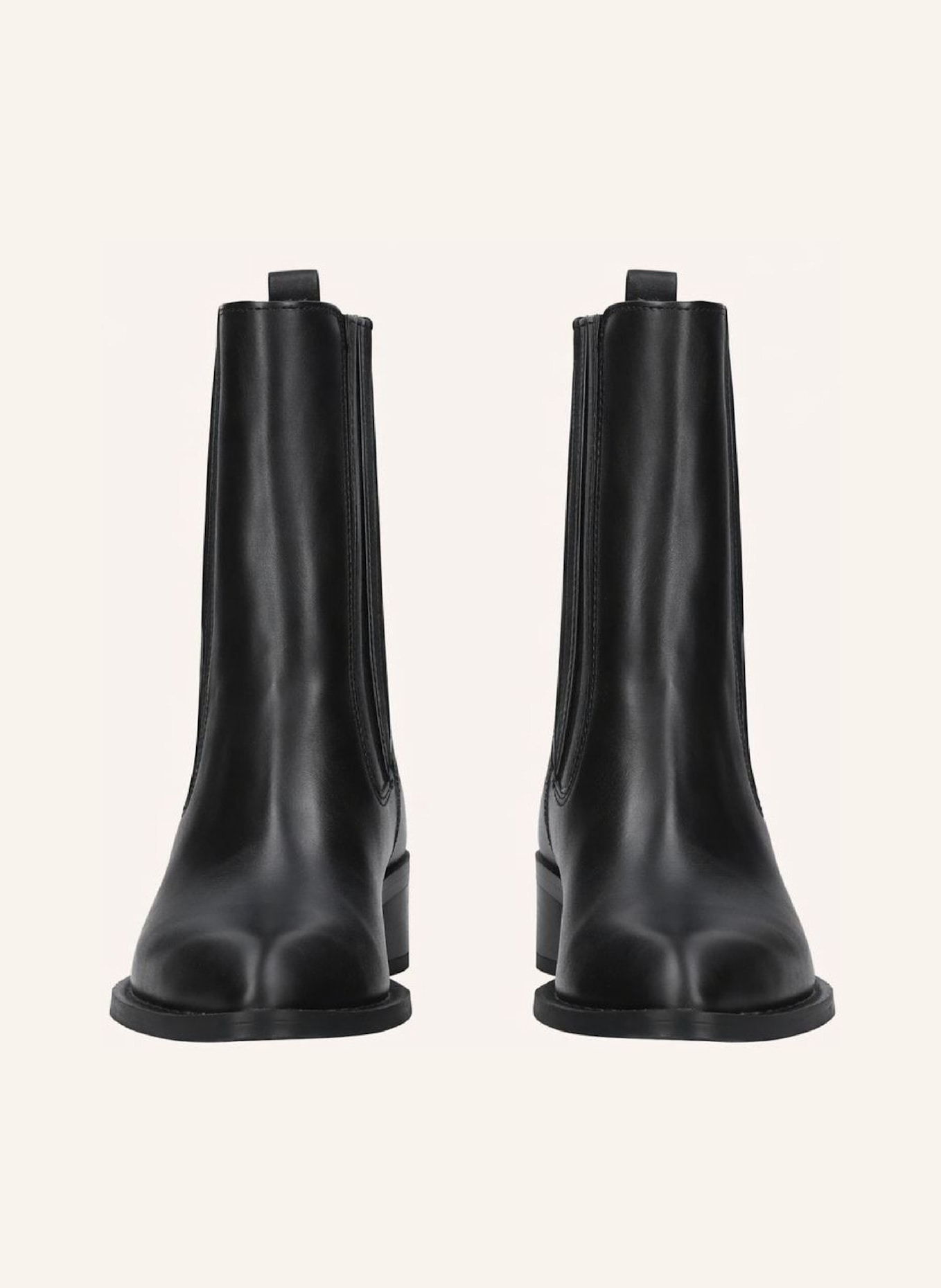 PAVEMENT Stiefelette SHANI: SCHWARZ