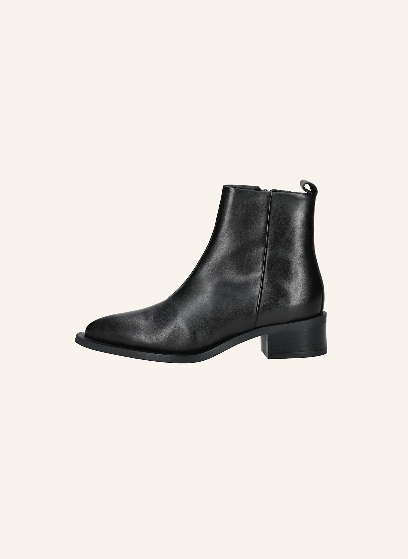 PAVEMENT Stiefelette ELVA: SCHWARZ