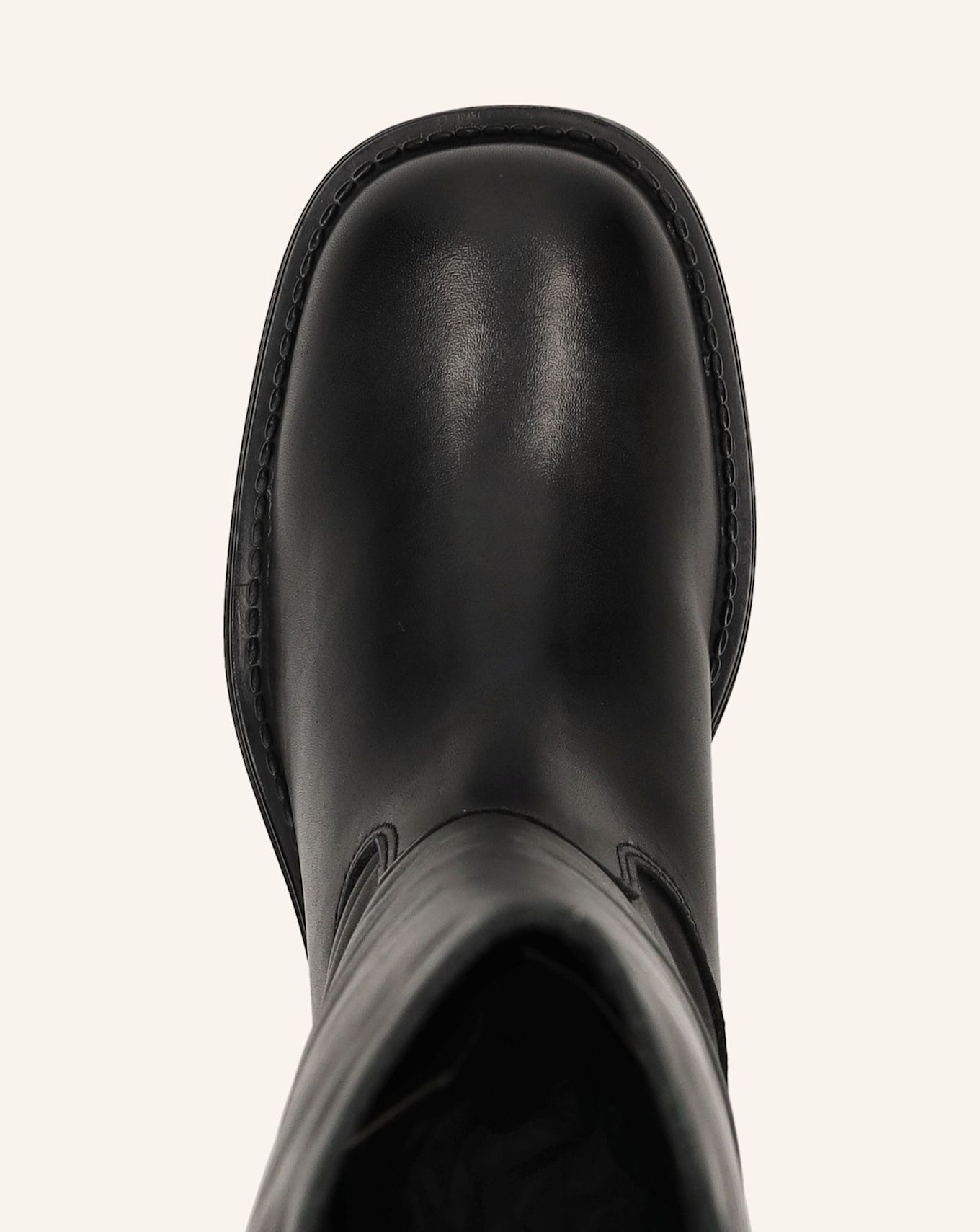 PAVEMENT Stiefel: SCHWARZ