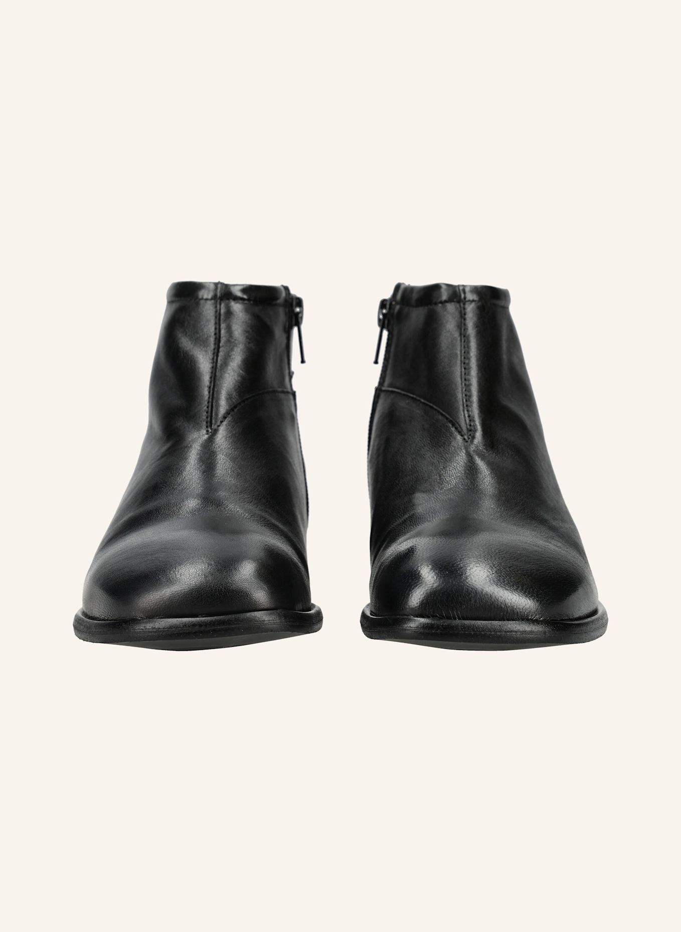 PAVEMENT LISSA Ankle boots: BLACK