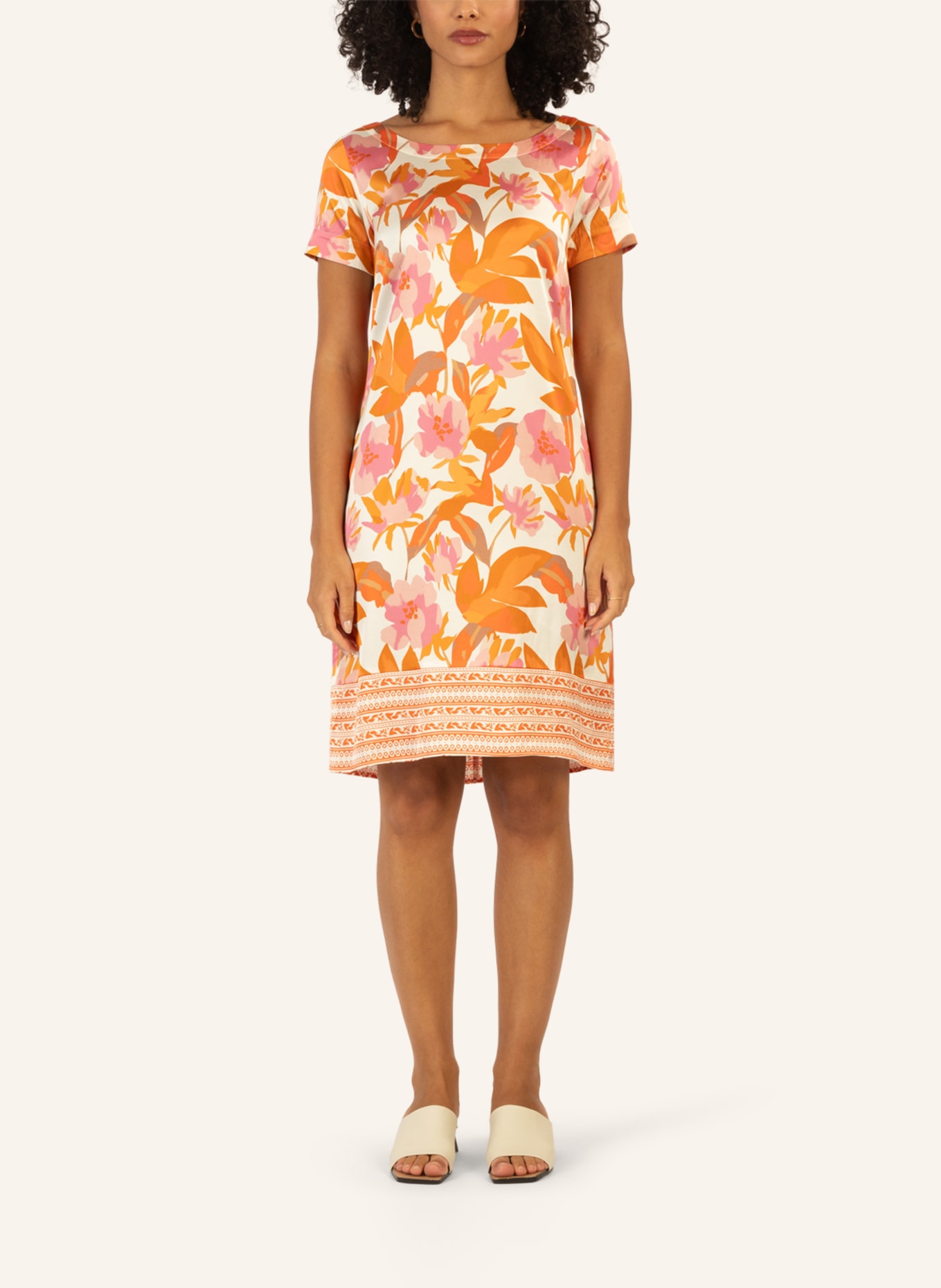 mint & mia Bedrucktes Viskose satin Kleid: ORANGE/ HELLROT/ DUNKELORANGE