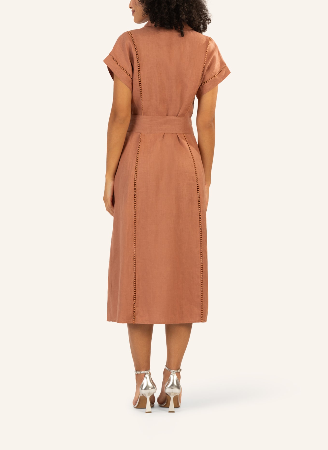 mint & mia Langes Leinen Kleid: BRAUN