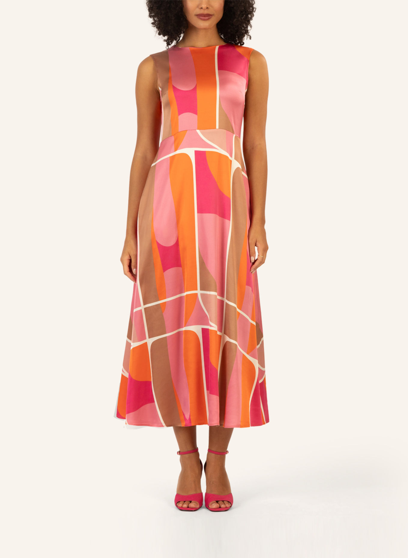 mint & mia Langes bedrucktes Viskose satin Kleid: ROSA