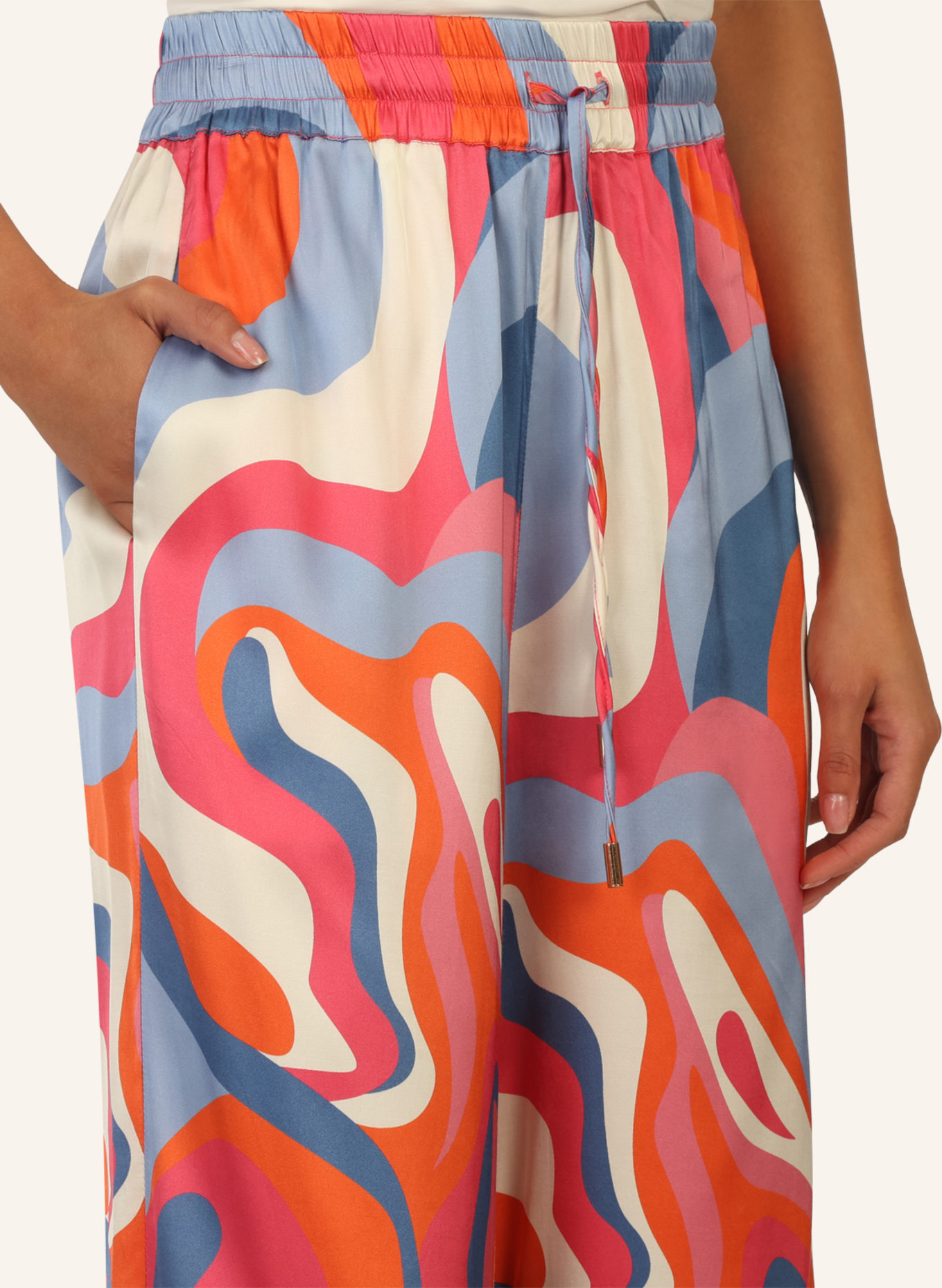 mint & mia Bedruckte satin Hose: GELB/ GRÜN/ WEISS/ ROT/ SCHWARZ