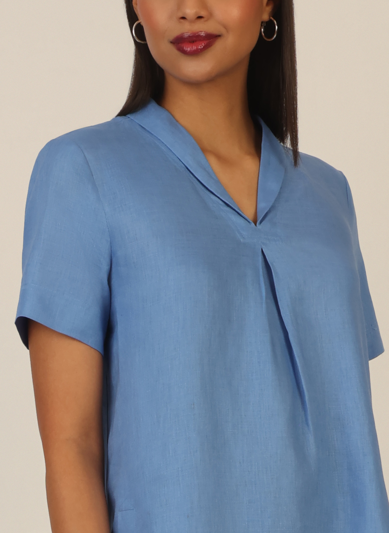 mint & mia Kurzes Leinen Kleid: HELLBLAU