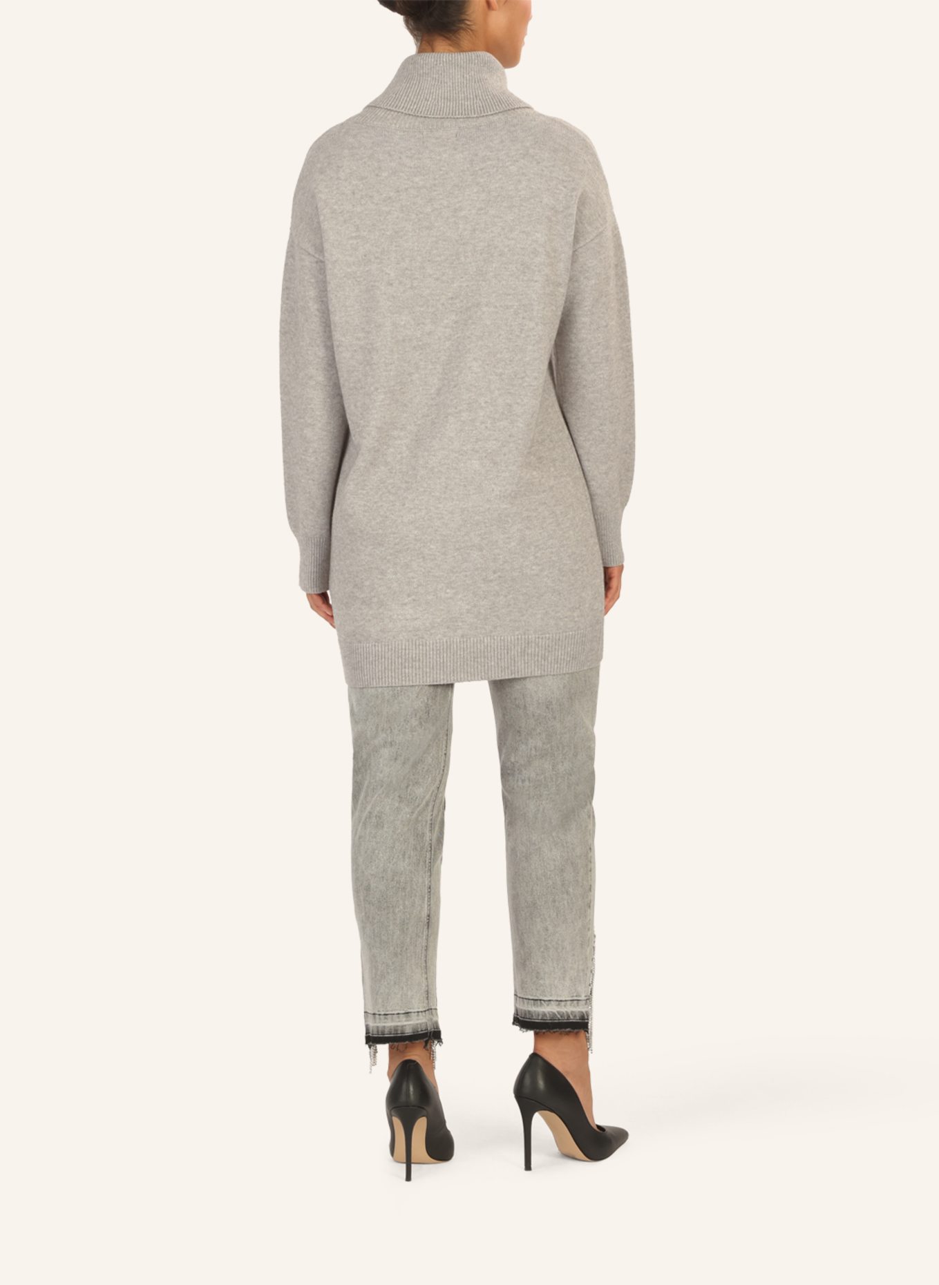 APART Overside Strickkleid: GRAU