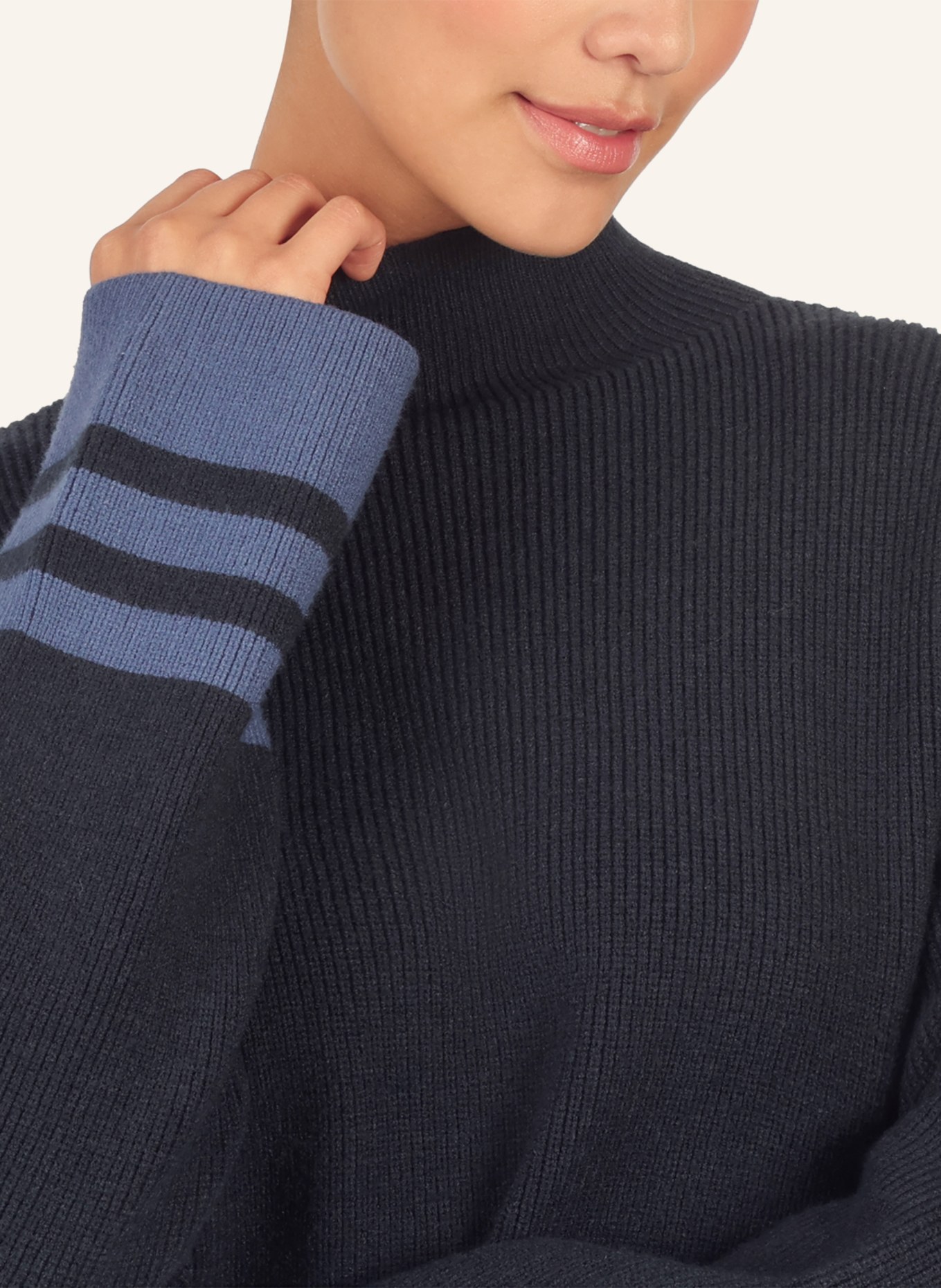 APART Oversized Pullover: DUNKELBLAU