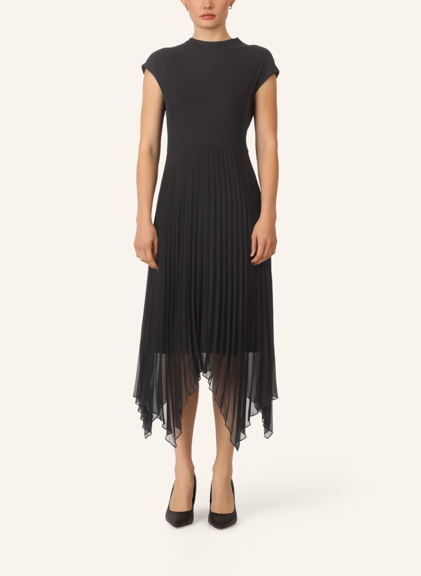 APART Midi Kleid: SCHWARZ