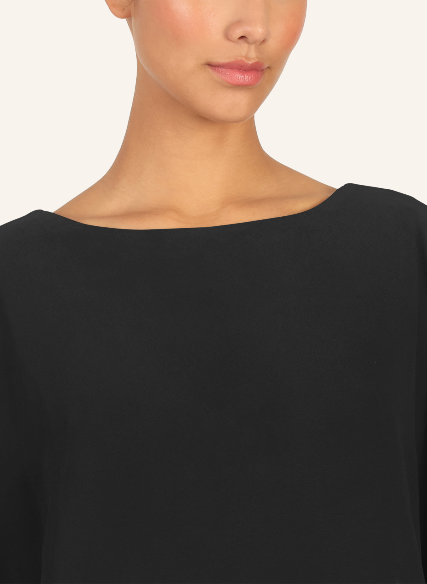 APART Kleid mit Chiffoncape: SCHWARZ