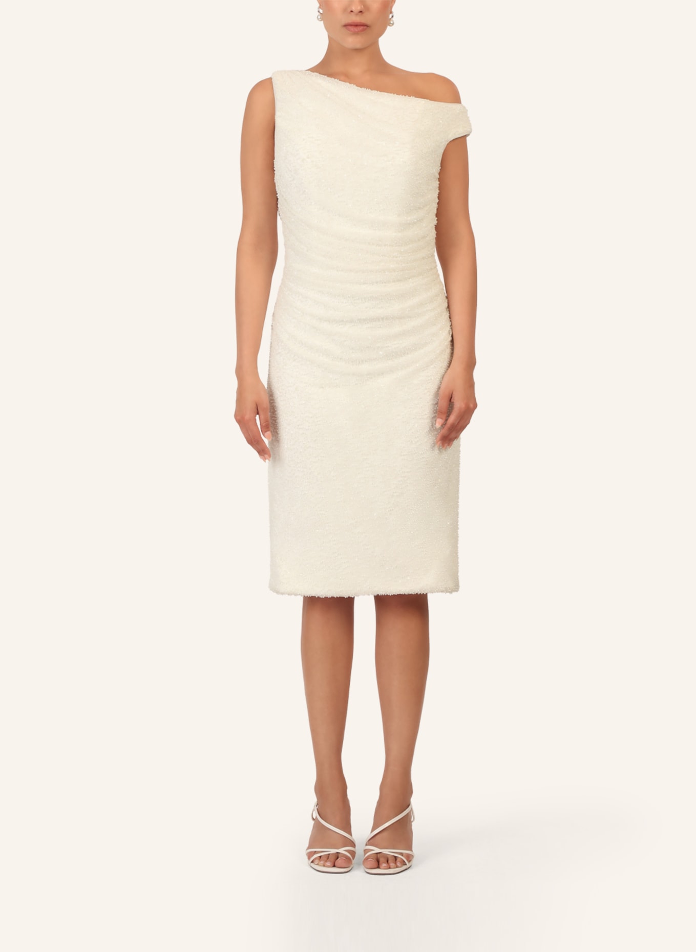APART Perlenbesticktes Abendkleid: CREME