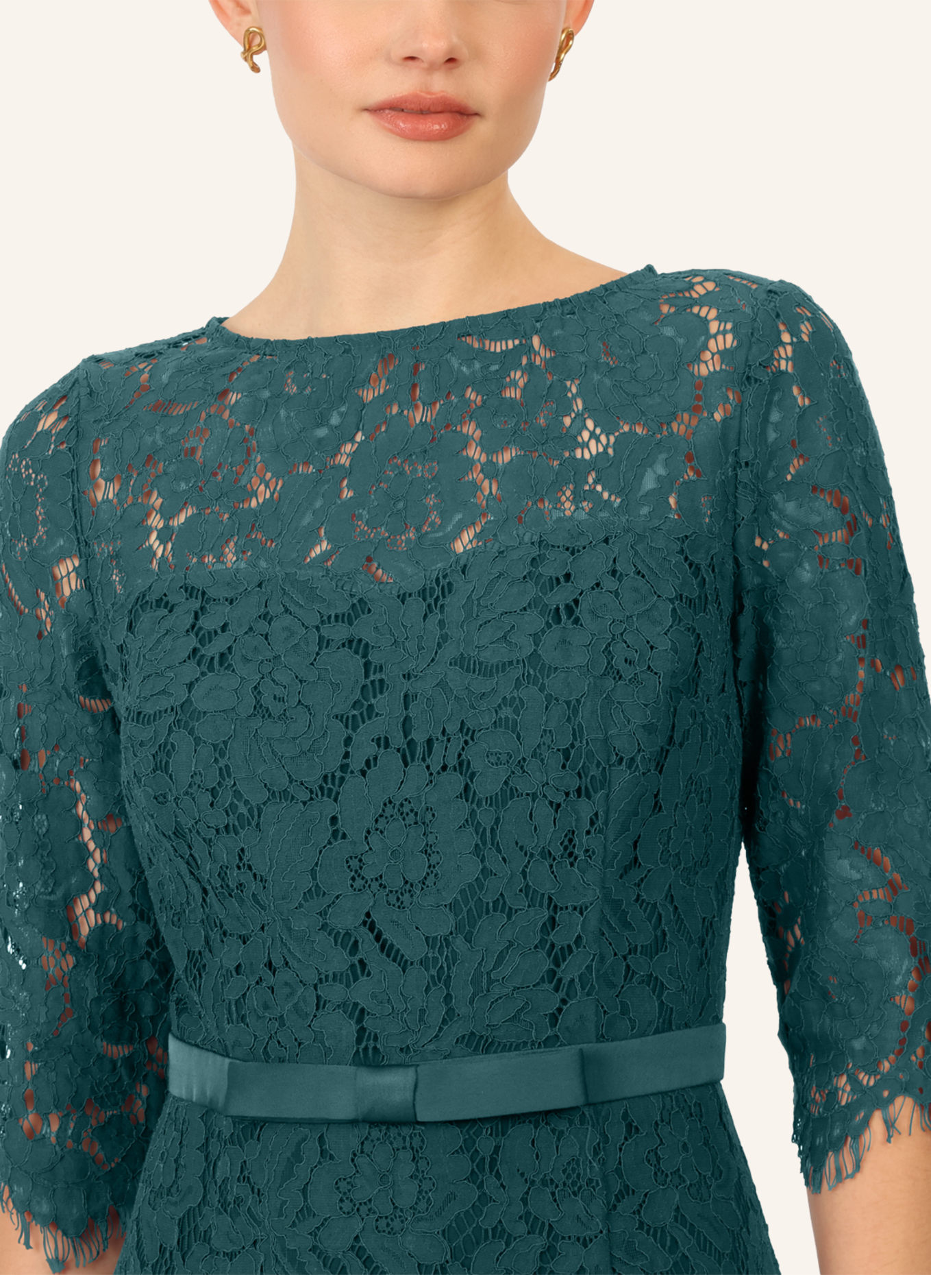 APART Spitzenkleid: DUNKELGRÜN