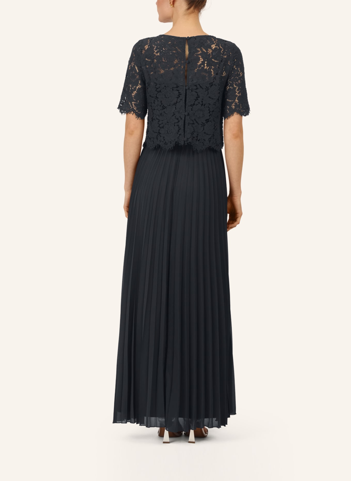 APART Abendkleid mit Spitzenjacke: SCHWARZ