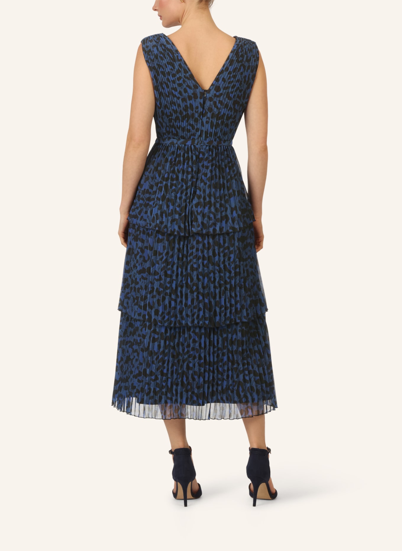 APART Midi Plisseekleid: BLAU/ SCHWARZ