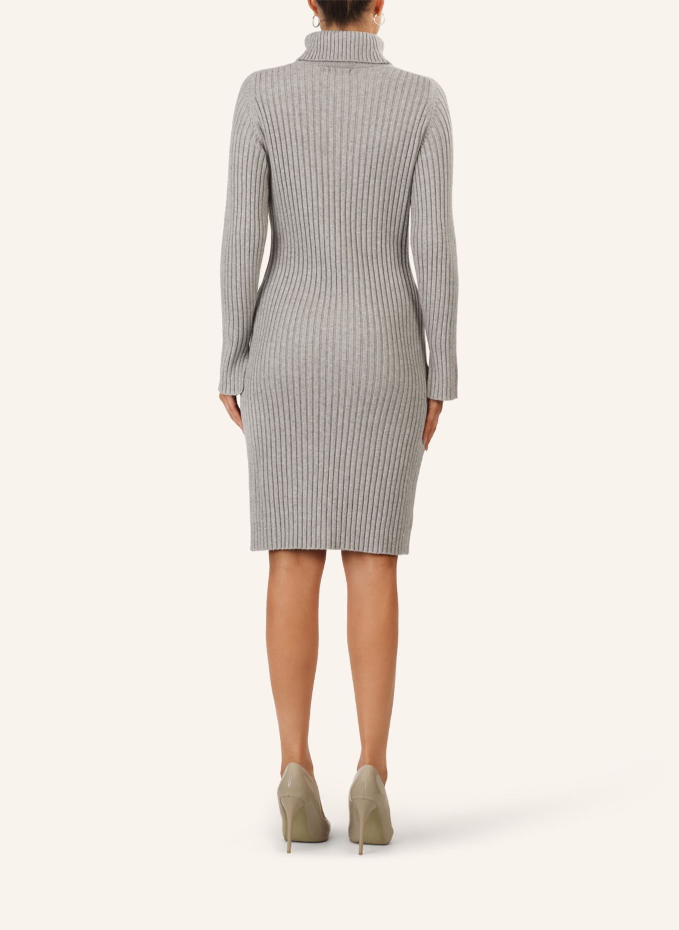 APART Rippenstrickkleid: GRAU