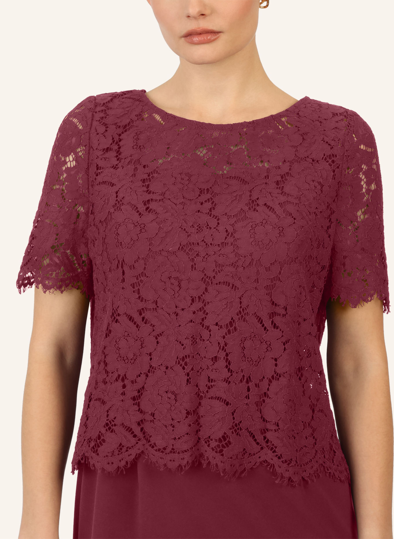 APART Etuikleid mit Spitzenjäckchen: ROT