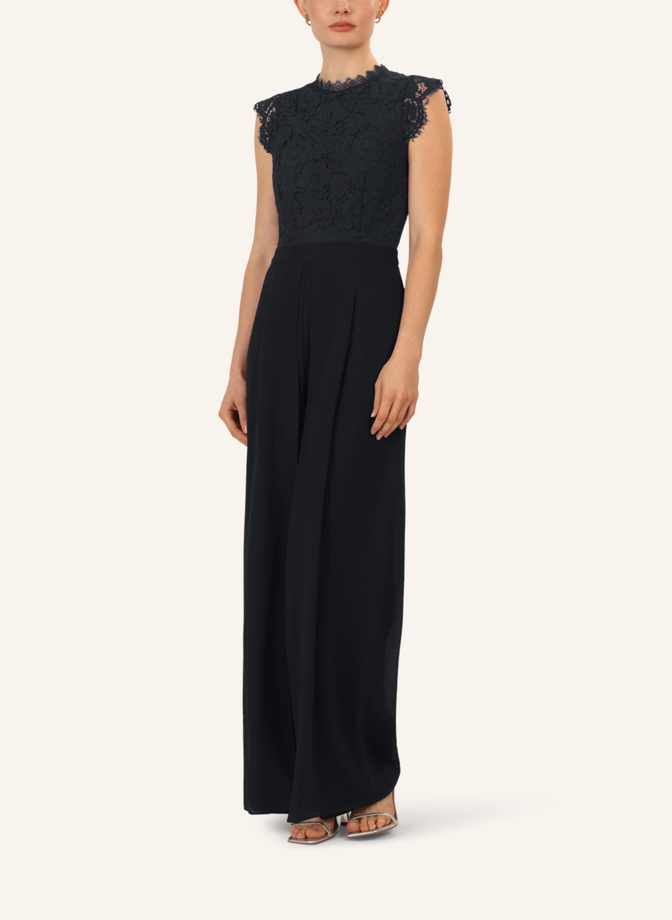 APART Jumpsuit mit Spitze: SCHWARZ