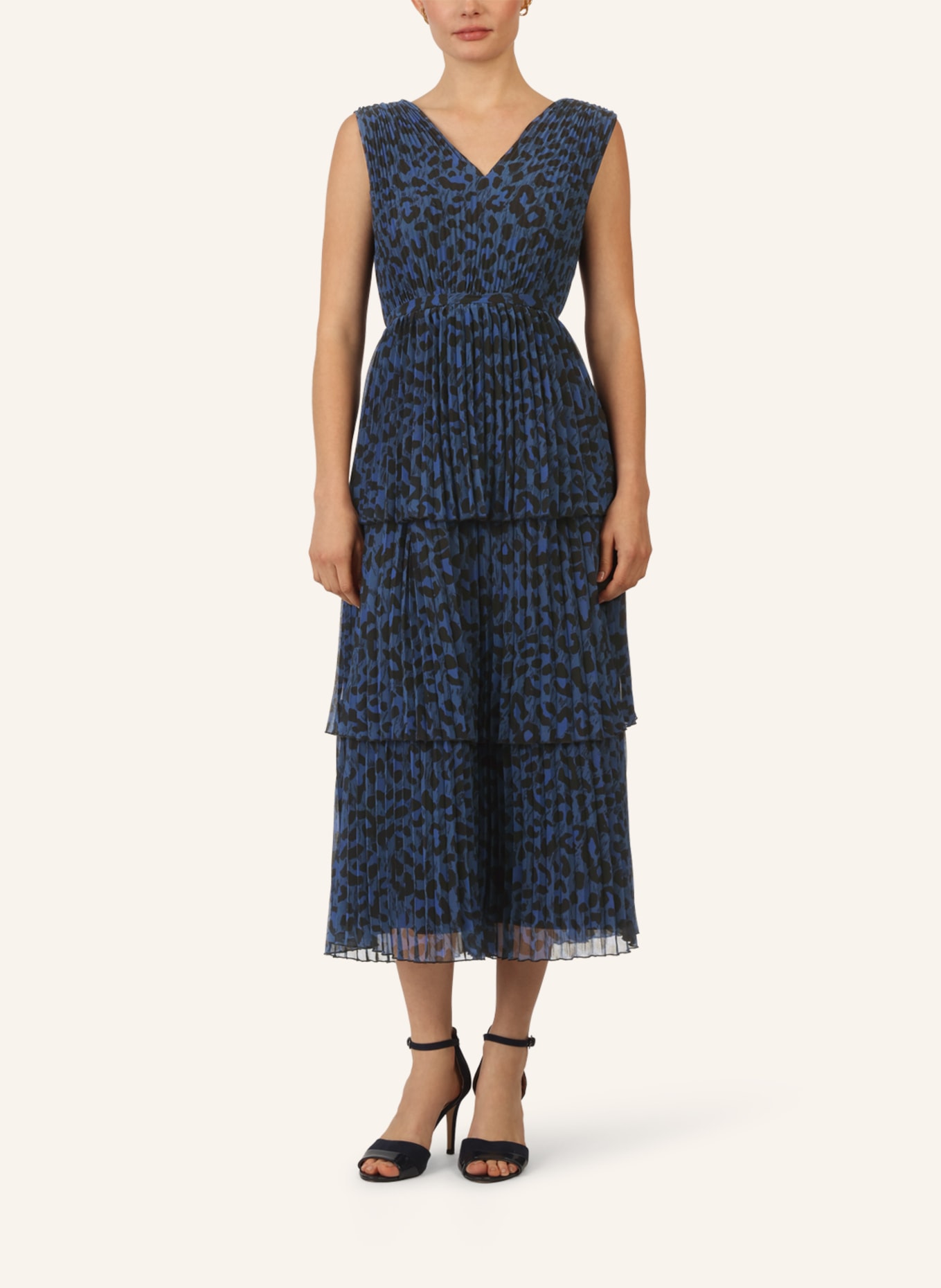 APART Midi Plisseekleid: BLAU/ SCHWARZ