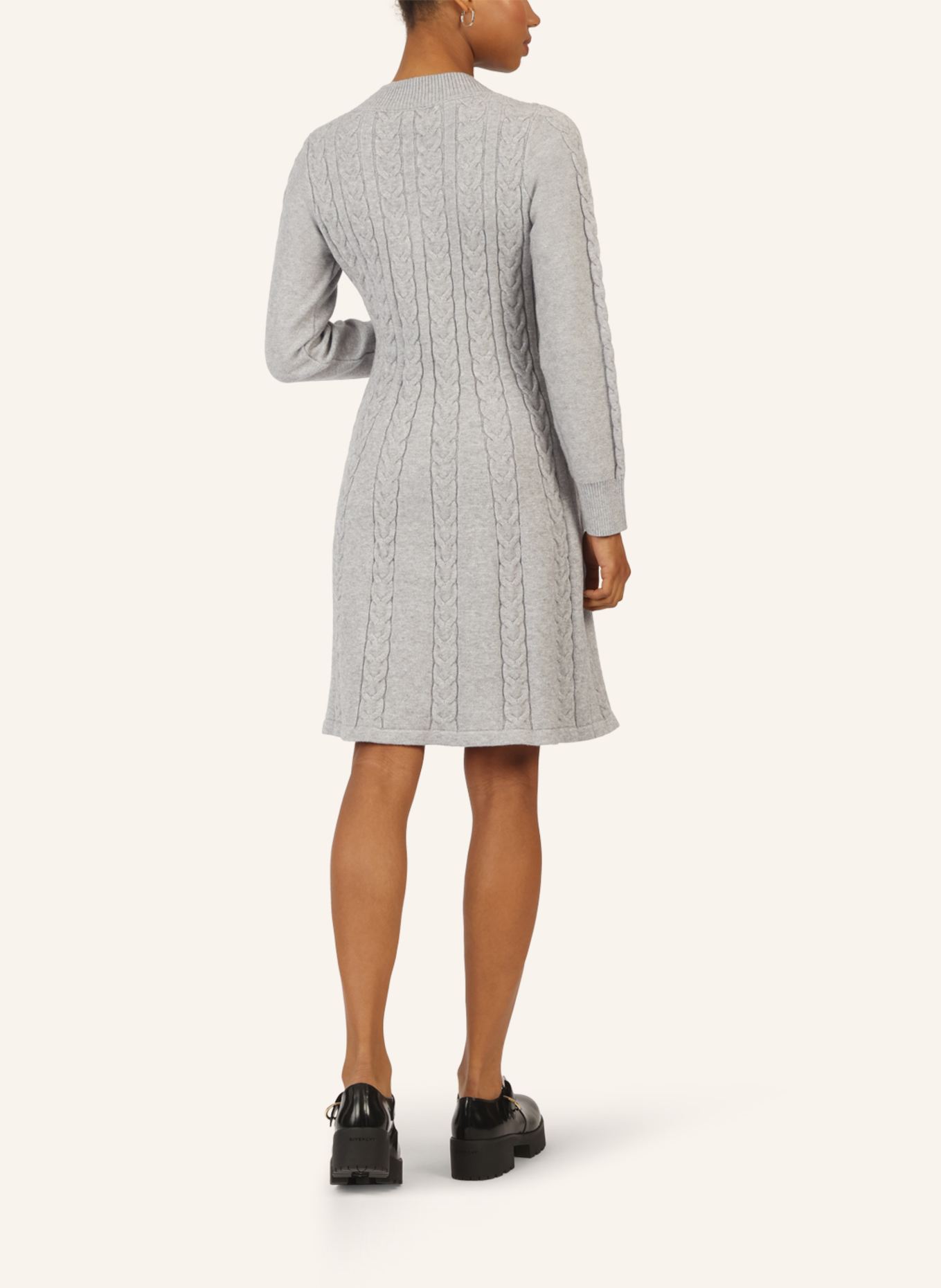 APART Strickkleid: GRAU