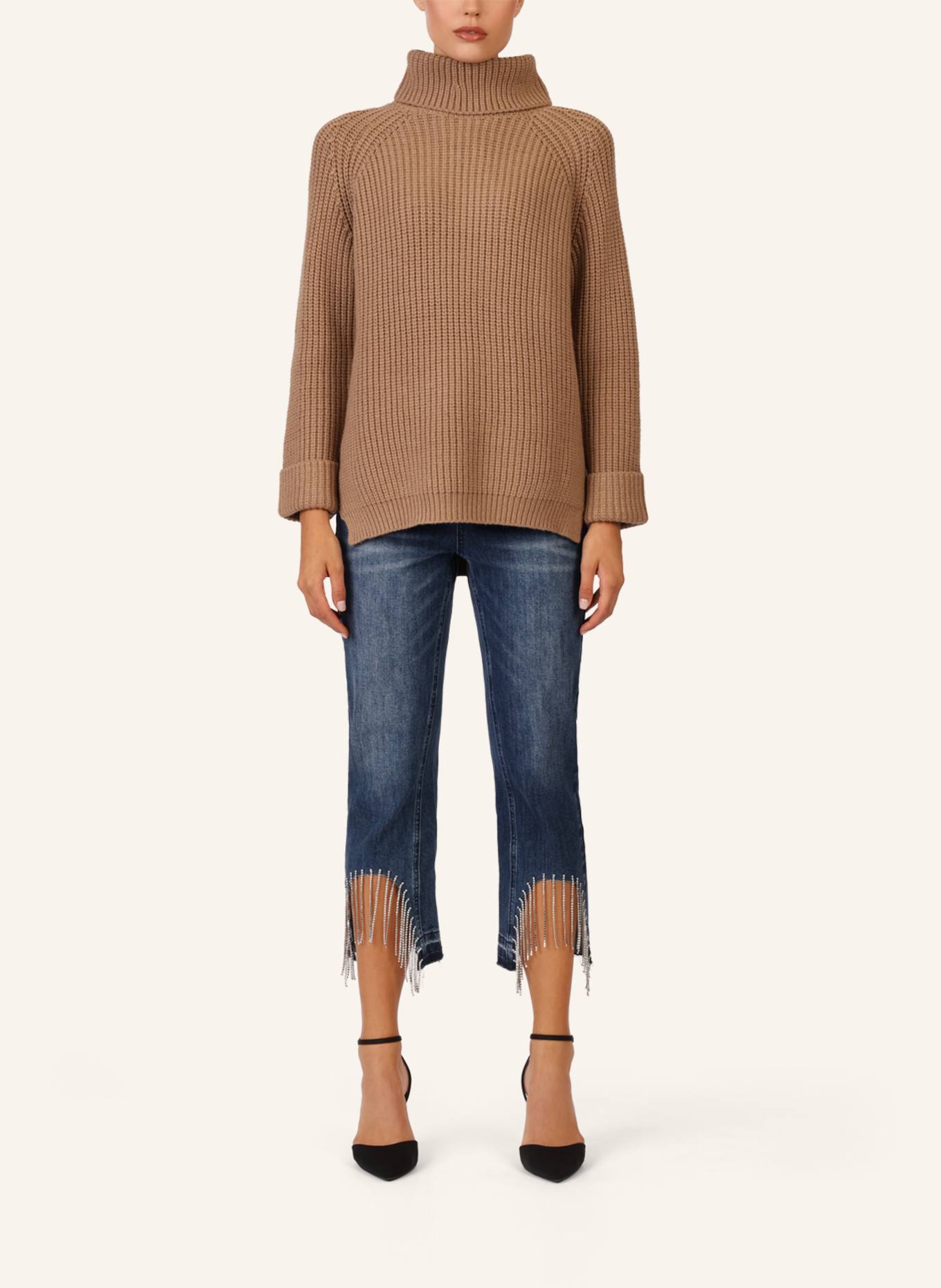 APART Oversized Pullover: CAMEL