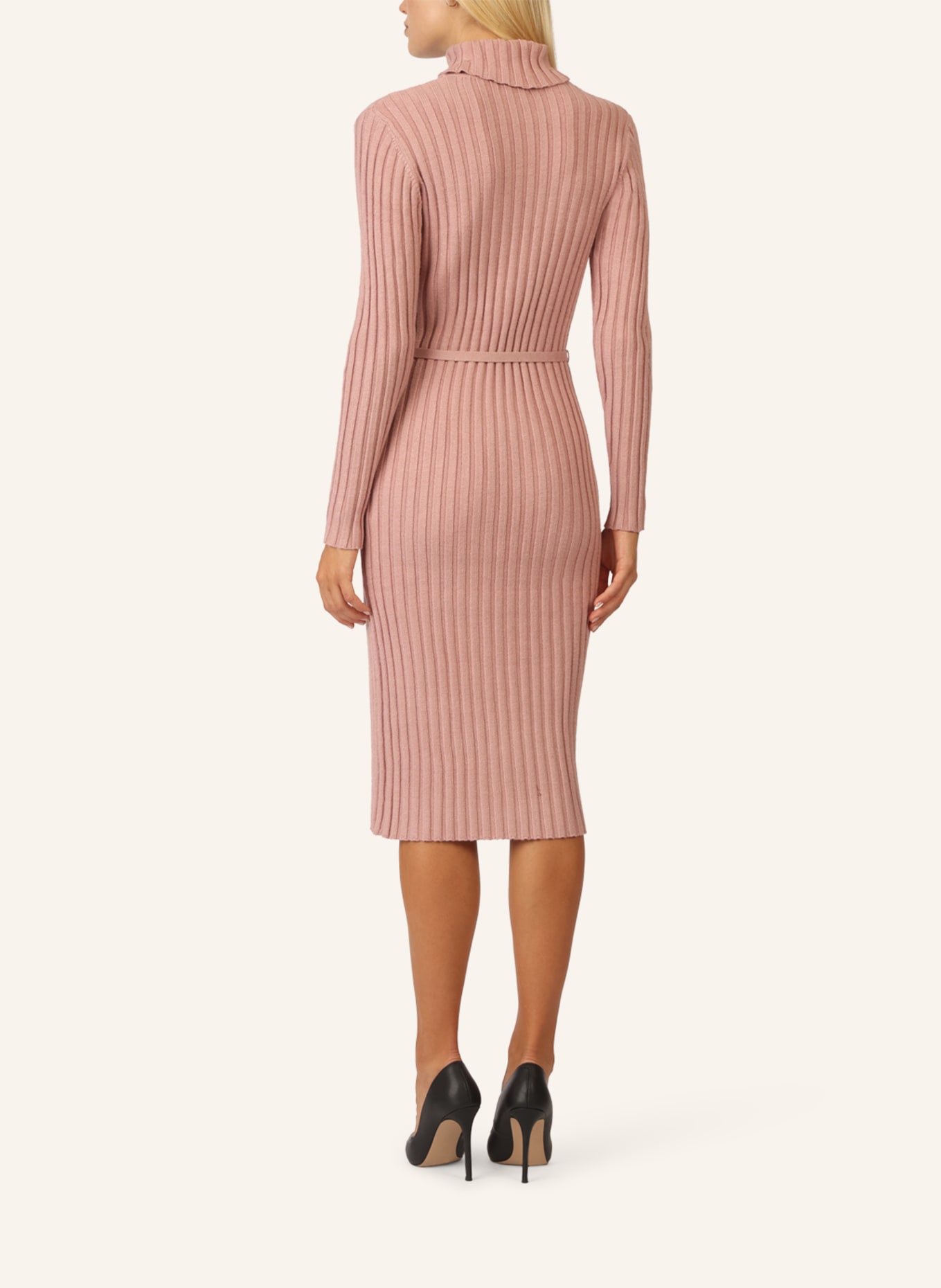 APART Midistrickkleid: HELLLILA