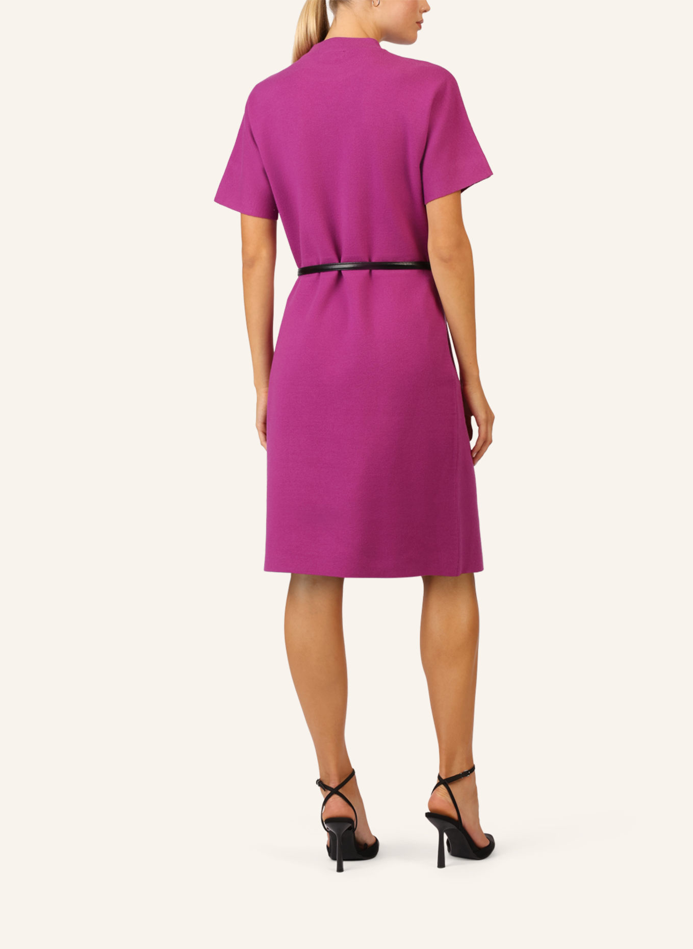 APART Strickkleid mit Gürtel: LILA