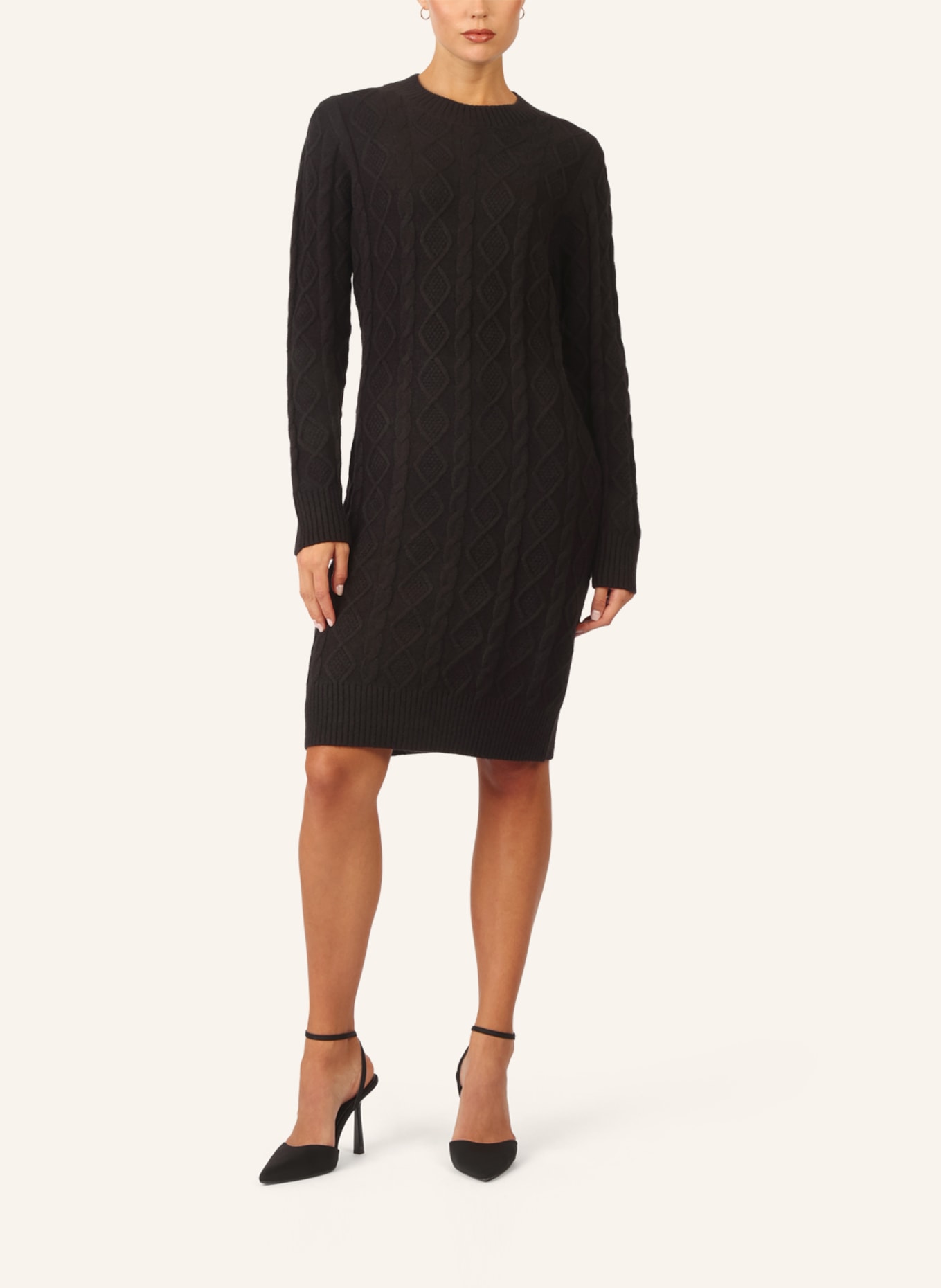 APART Strickkleid: SCHWARZ