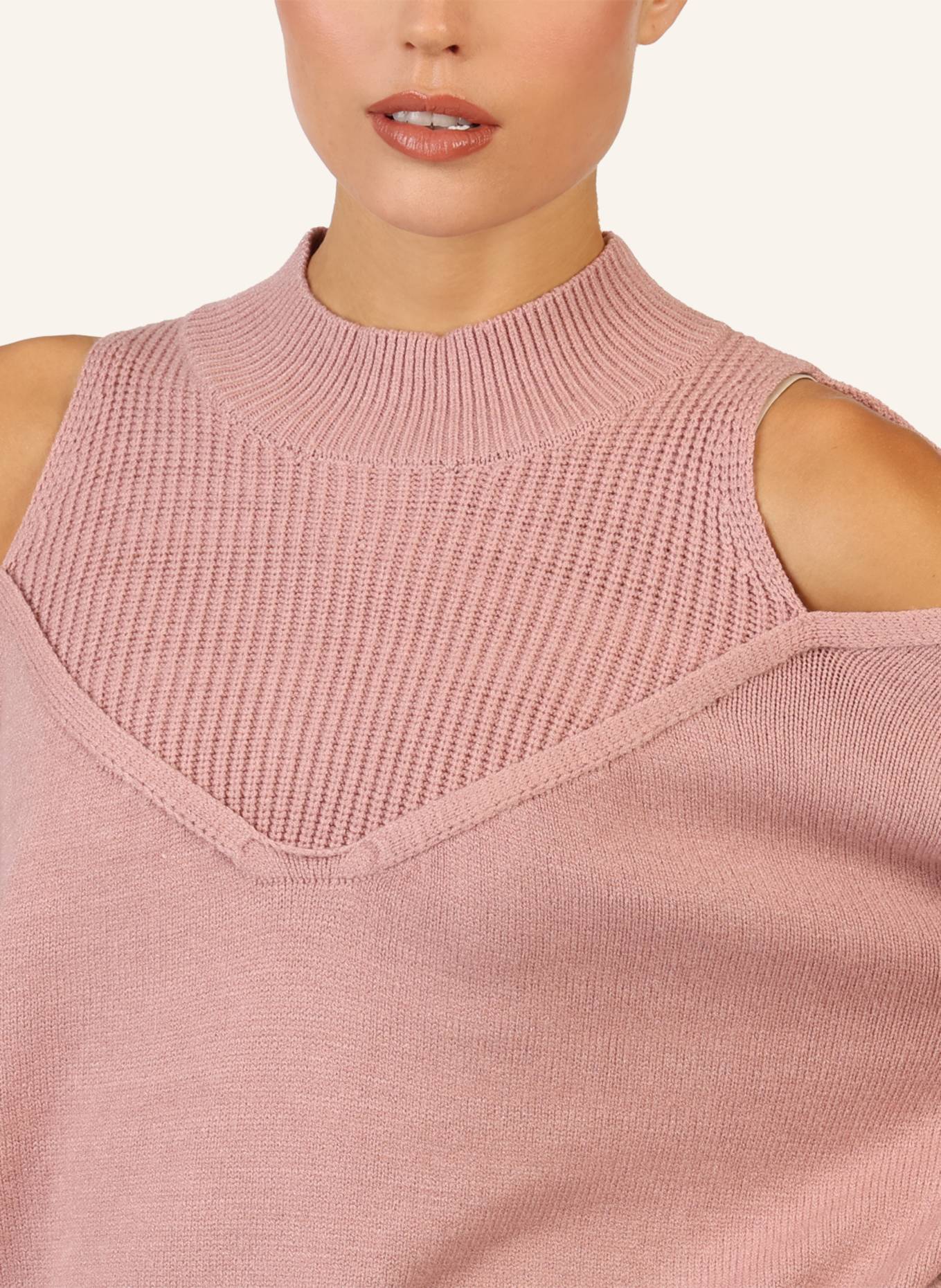 APART Oversized Pullover: HELLLILA