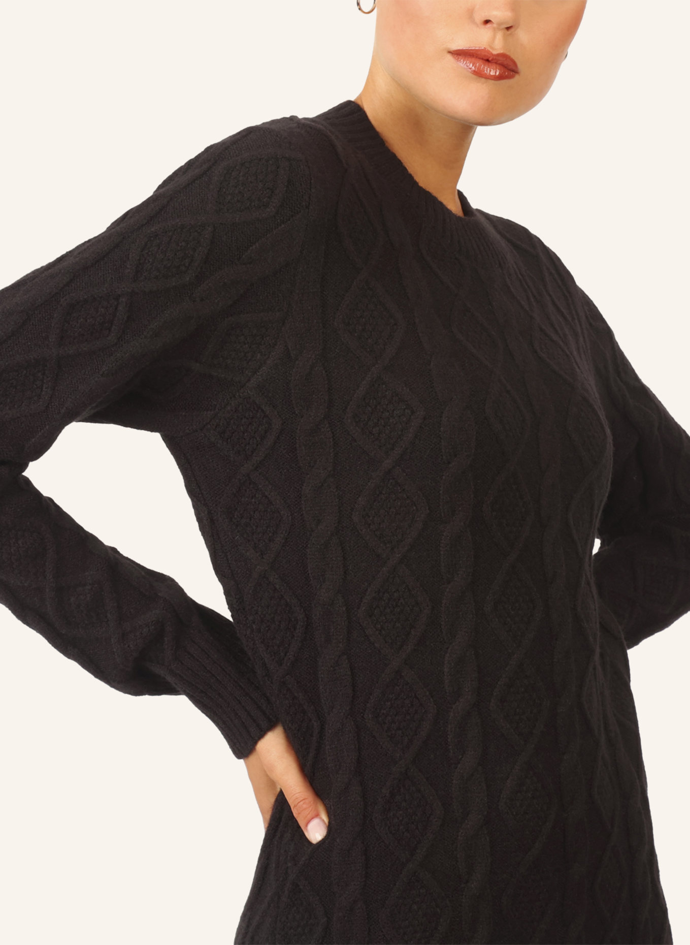 APART Strickkleid: SCHWARZ