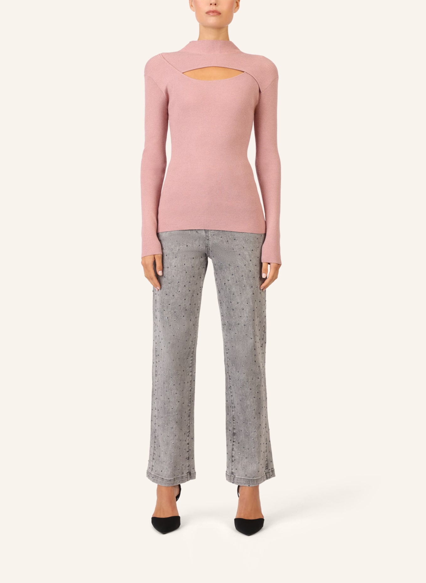 APART Pullover: HELLLILA