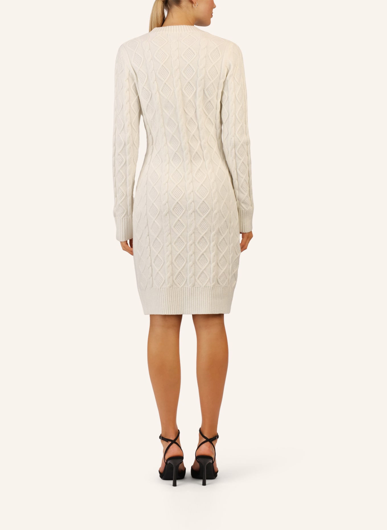 APART Strickkleid: CREME