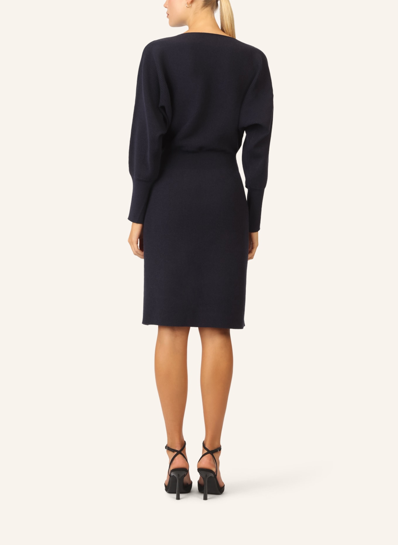 APART Strickkleid: DUNKELBLAU