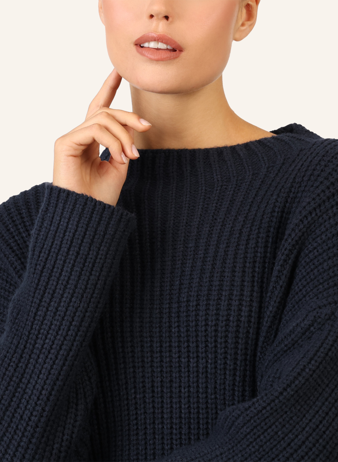 APART Oversized Pullover: DUNKELBLAU