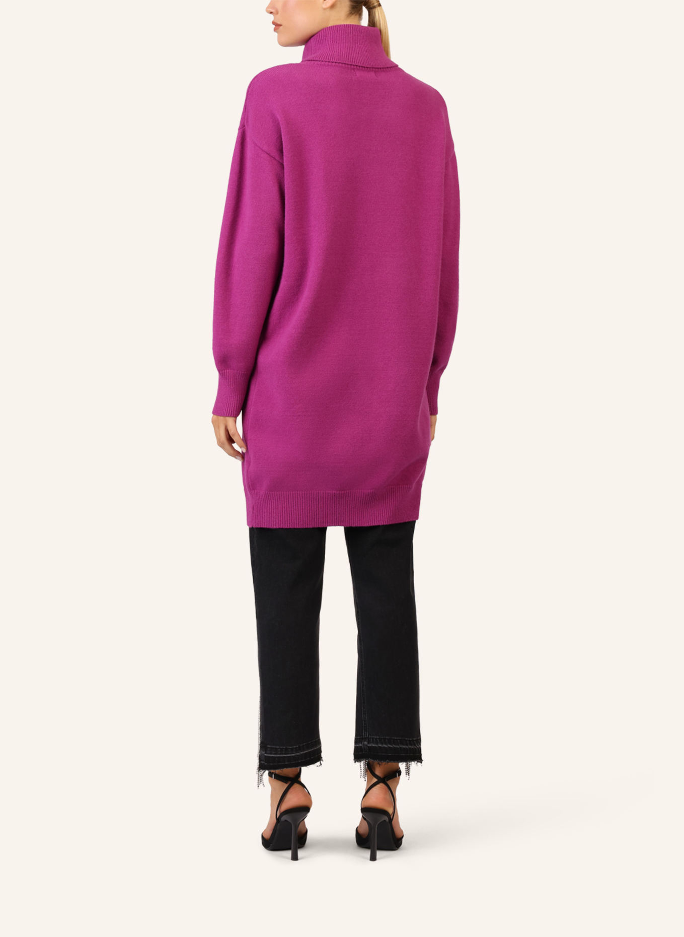 APART Overside Strickkleid: LILA