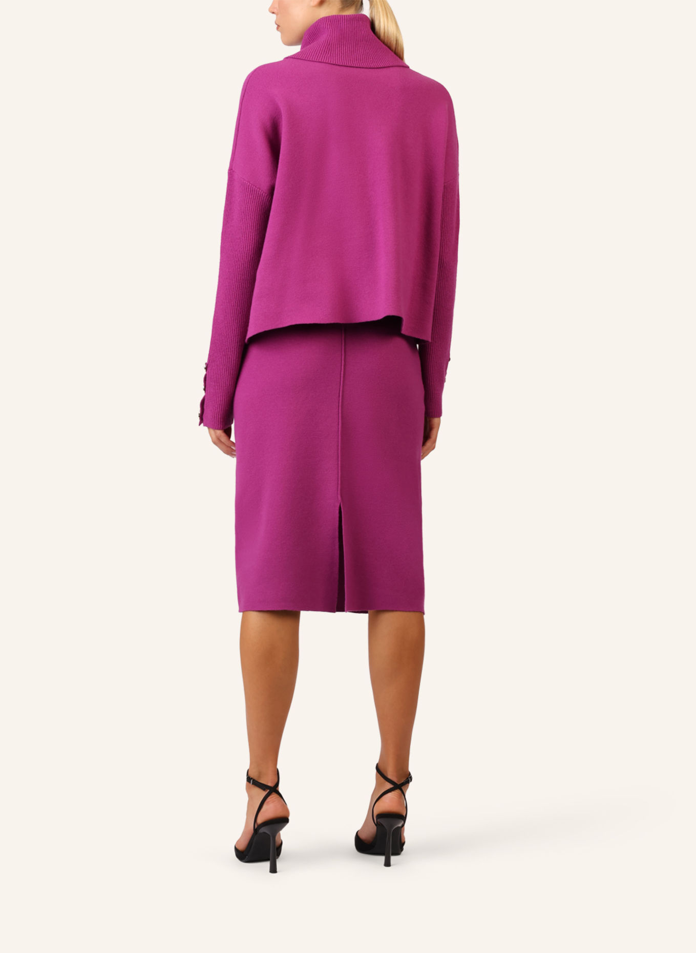 APART Strickrock: LILA