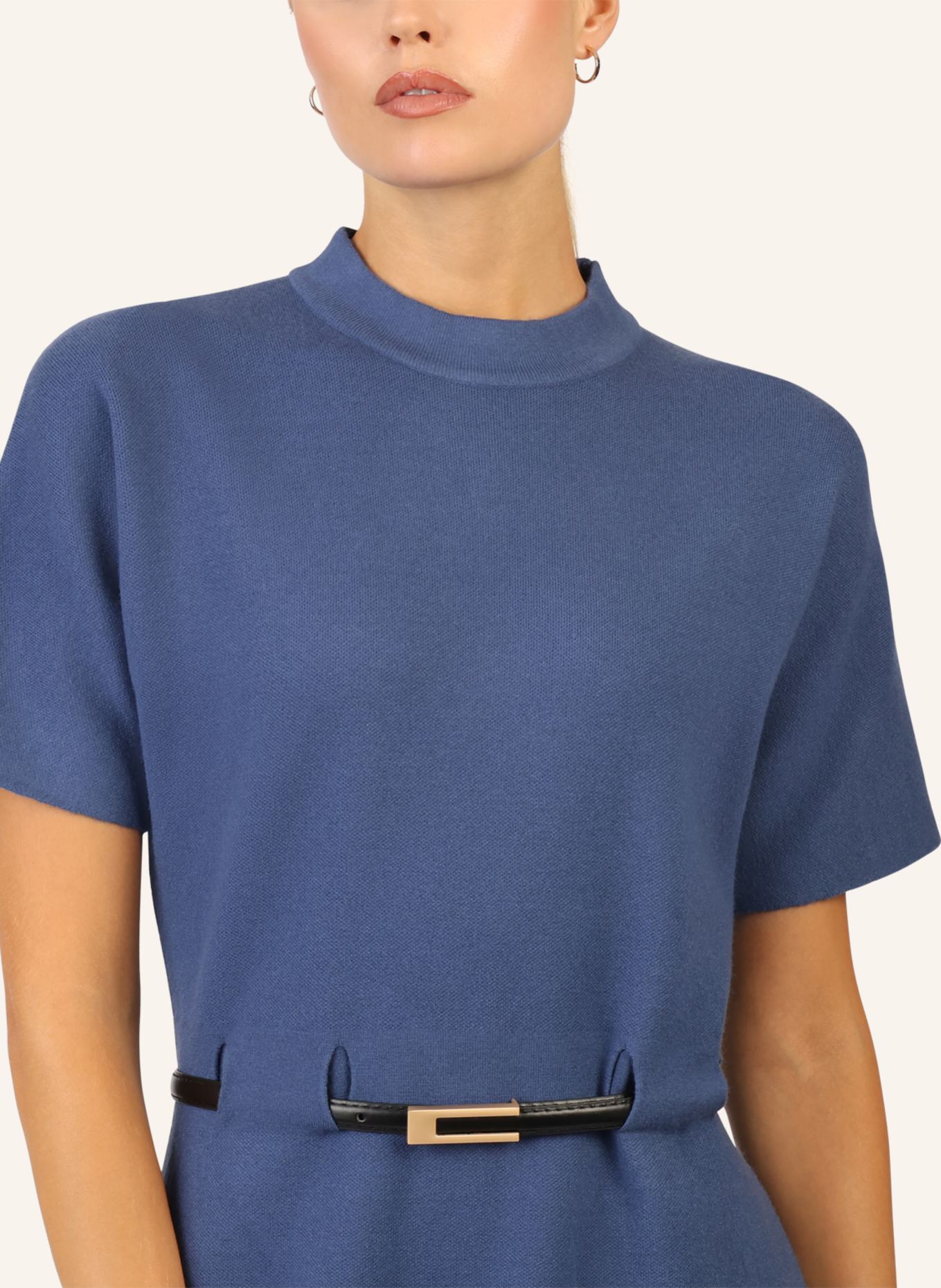 APART Strickkleid mit Gürtel: BLAU