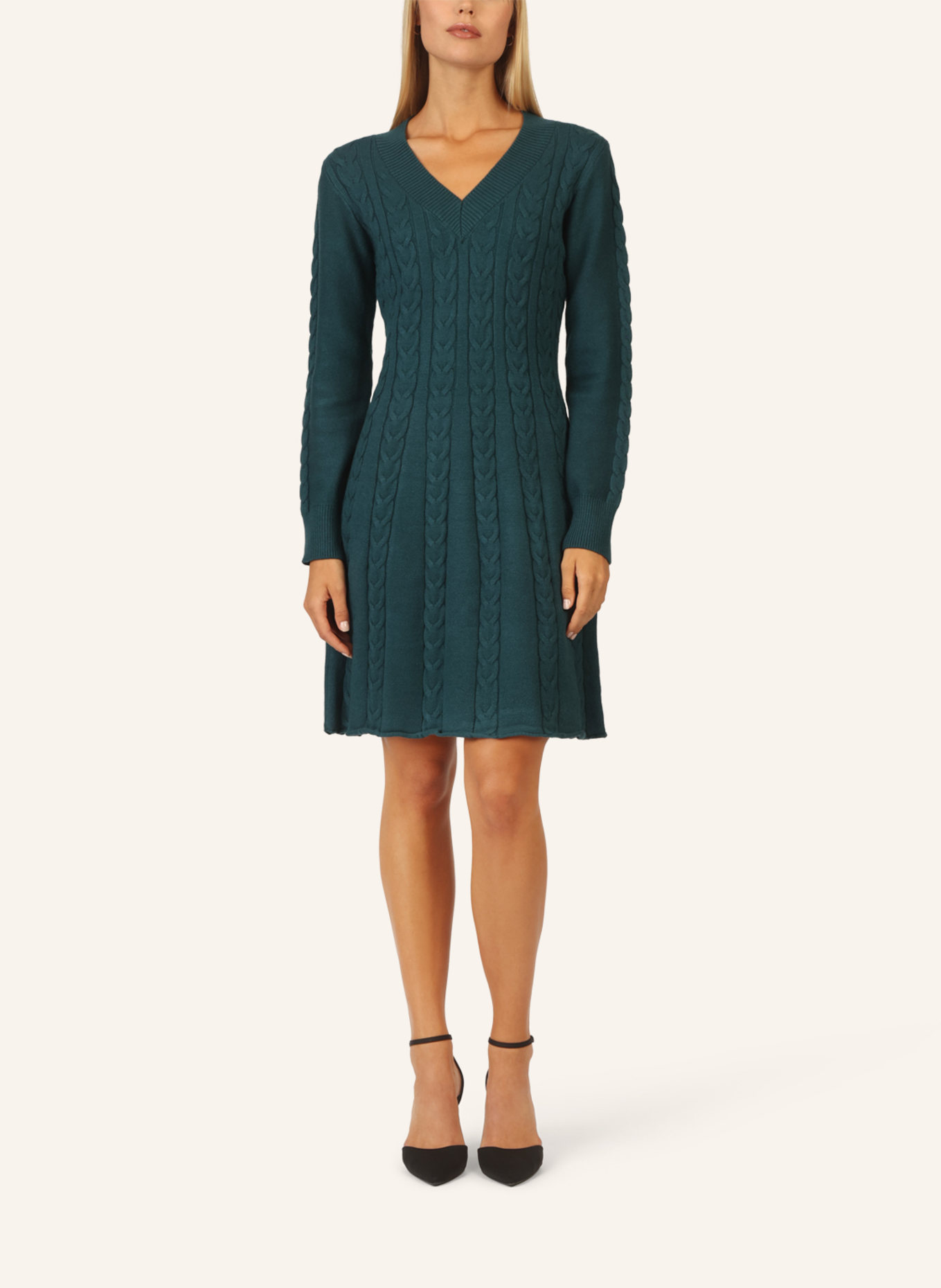 APART Strickkleid: DUNKELGRÜN