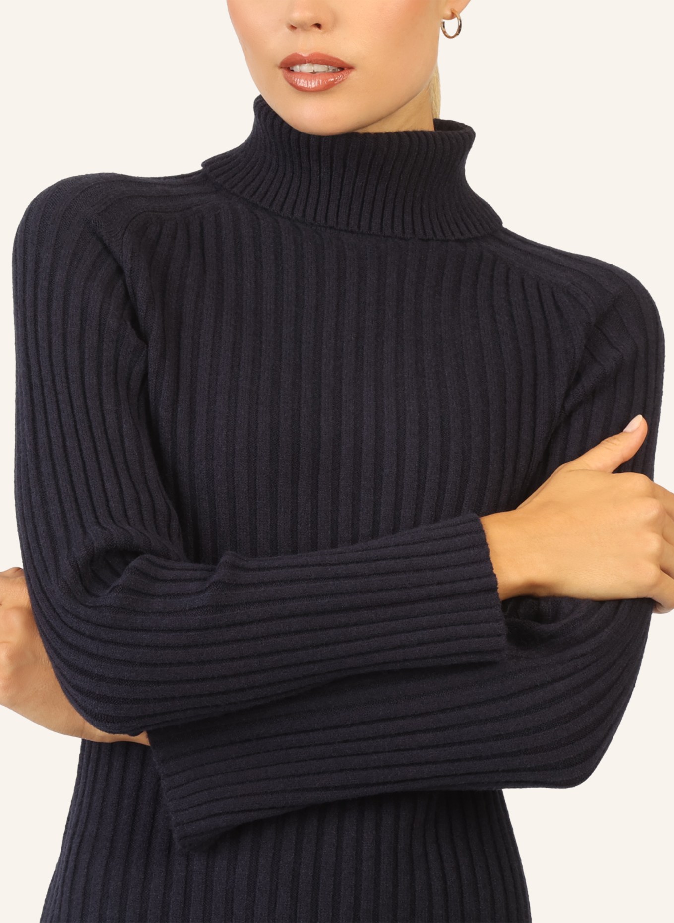 APART Rippenstrickkleid: DUNKELBLAU