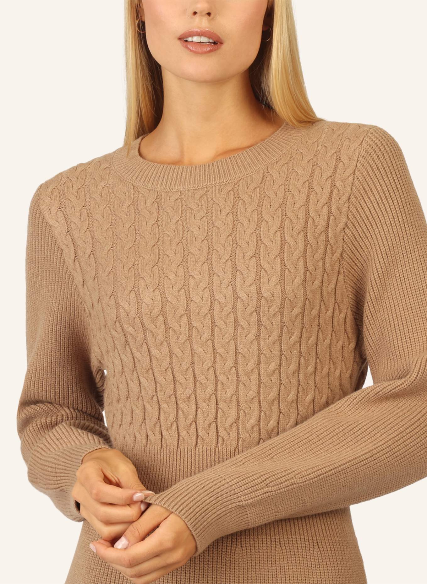 APART Strickkleid: CAMEL