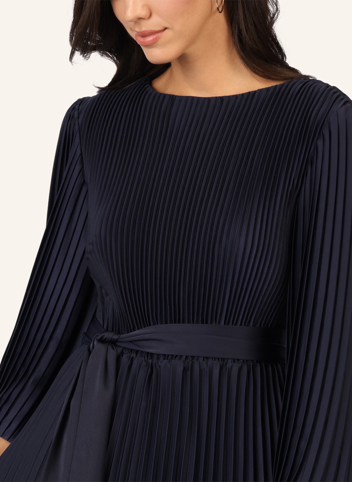 APART Midi Plisseekleid: DUNKELBLAU