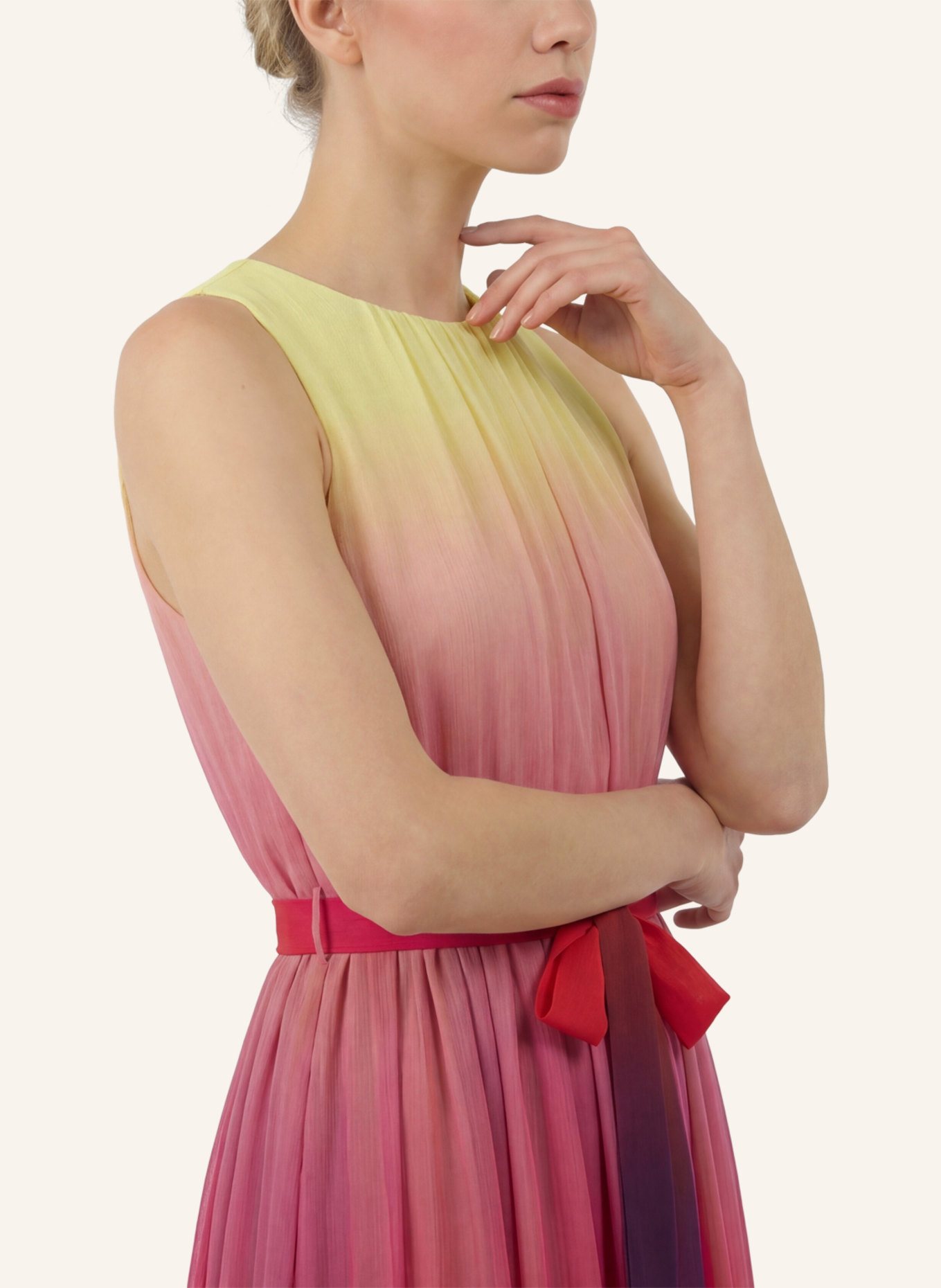 APART Chiffonkleid: GELB