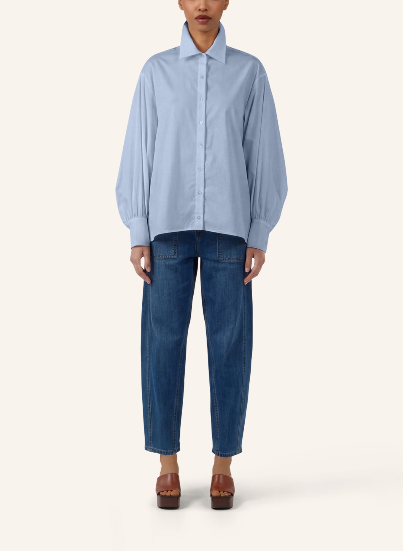 APART Oversize Bluse: HELLBLAU
