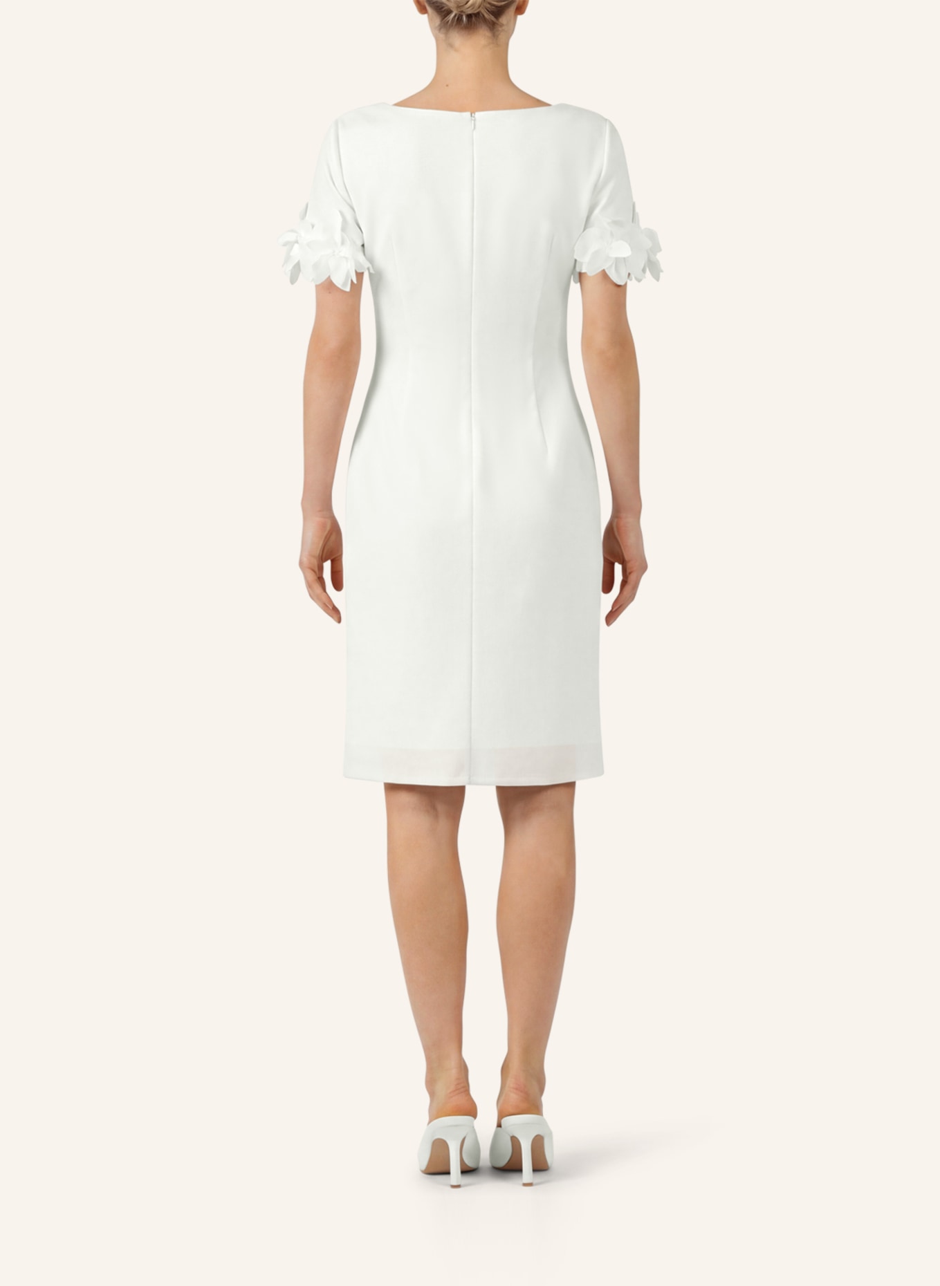 APART Kurzes Hochzeitskleid: CREME