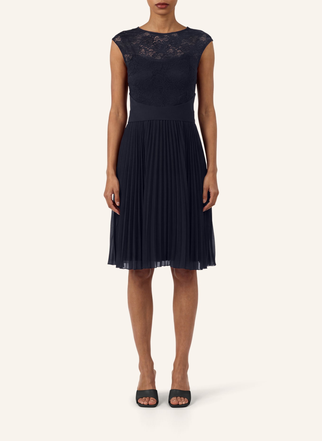 APART Cocktailkleid: DUNKELBLAU