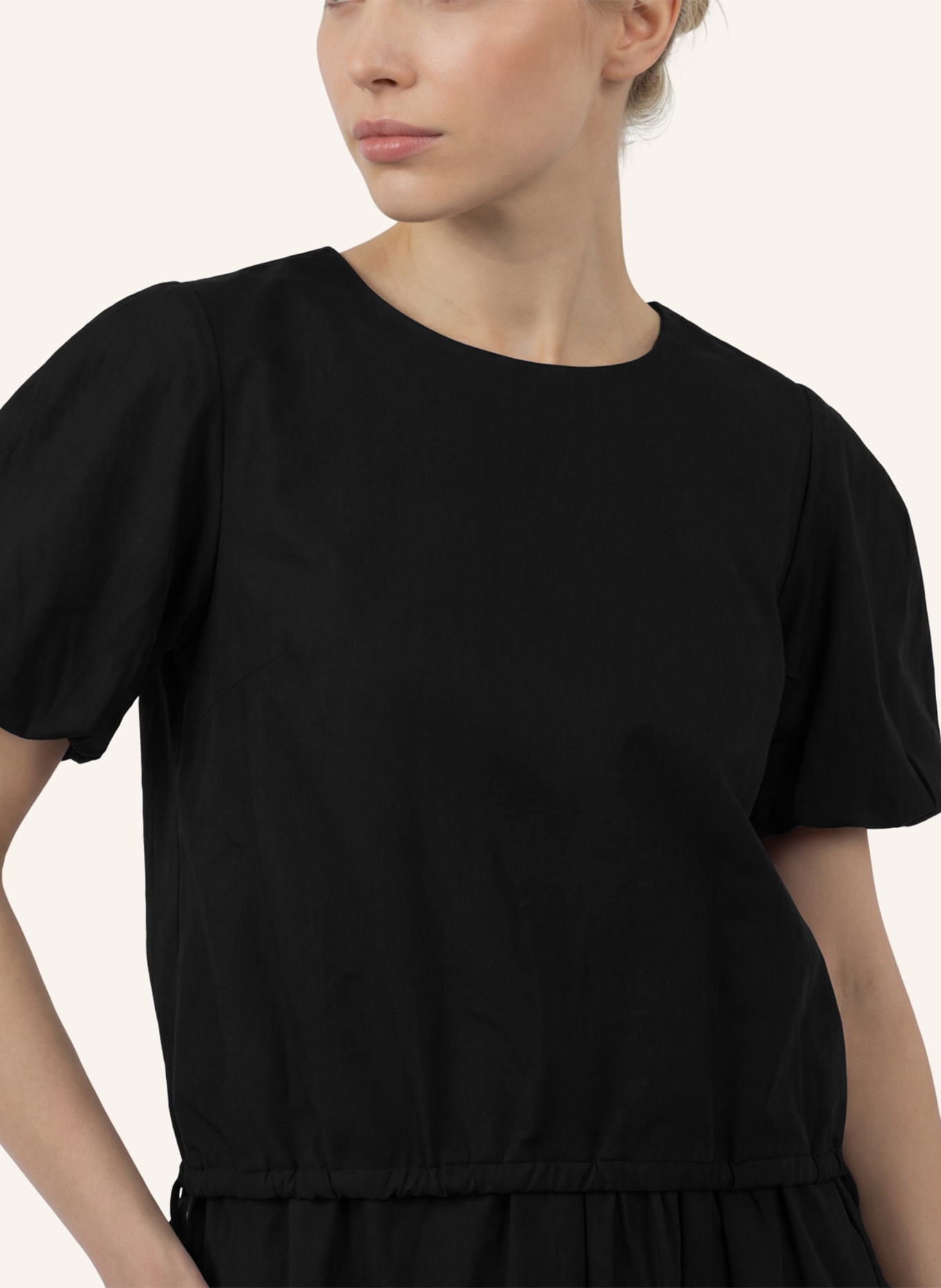 APART Bluse: SCHWARZ