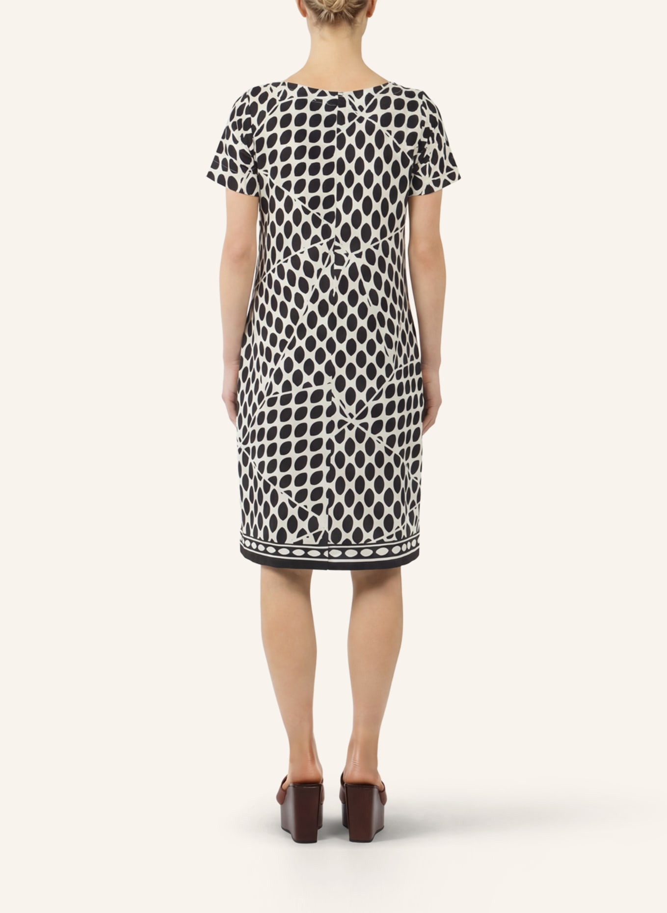 APART Jerseykleid: SCHWARZ/ CREME